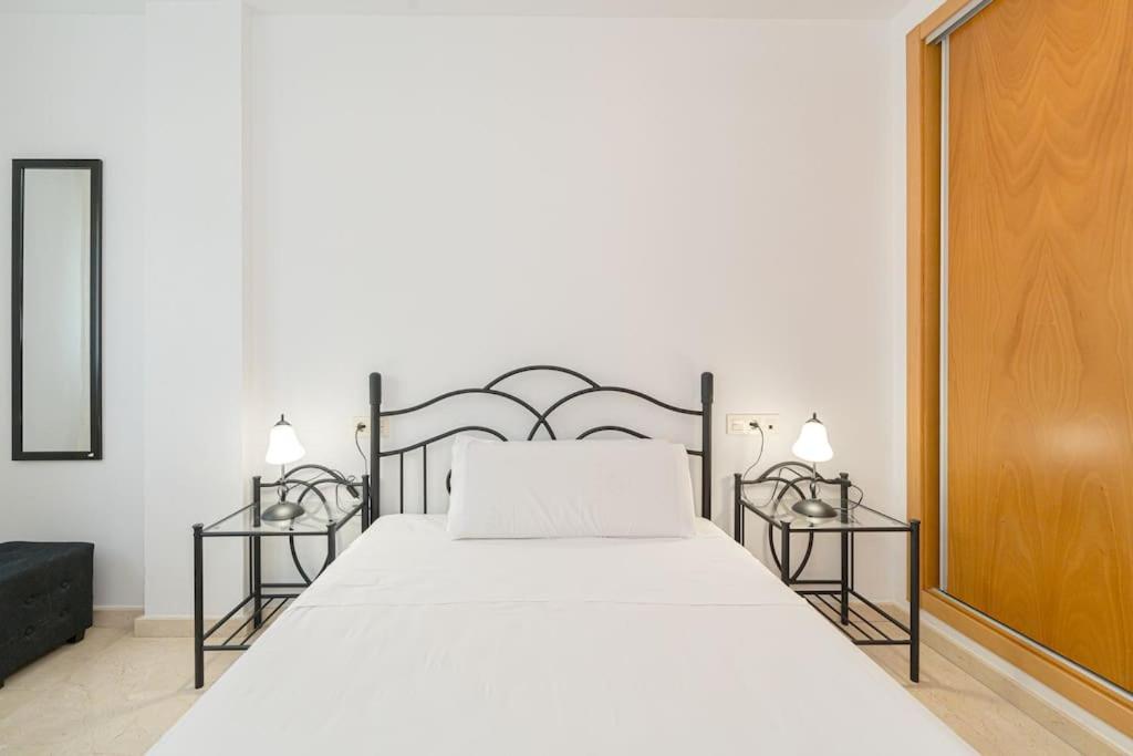 Cala Dor Villa 4 Bed 3 Bath Private Pool view 3