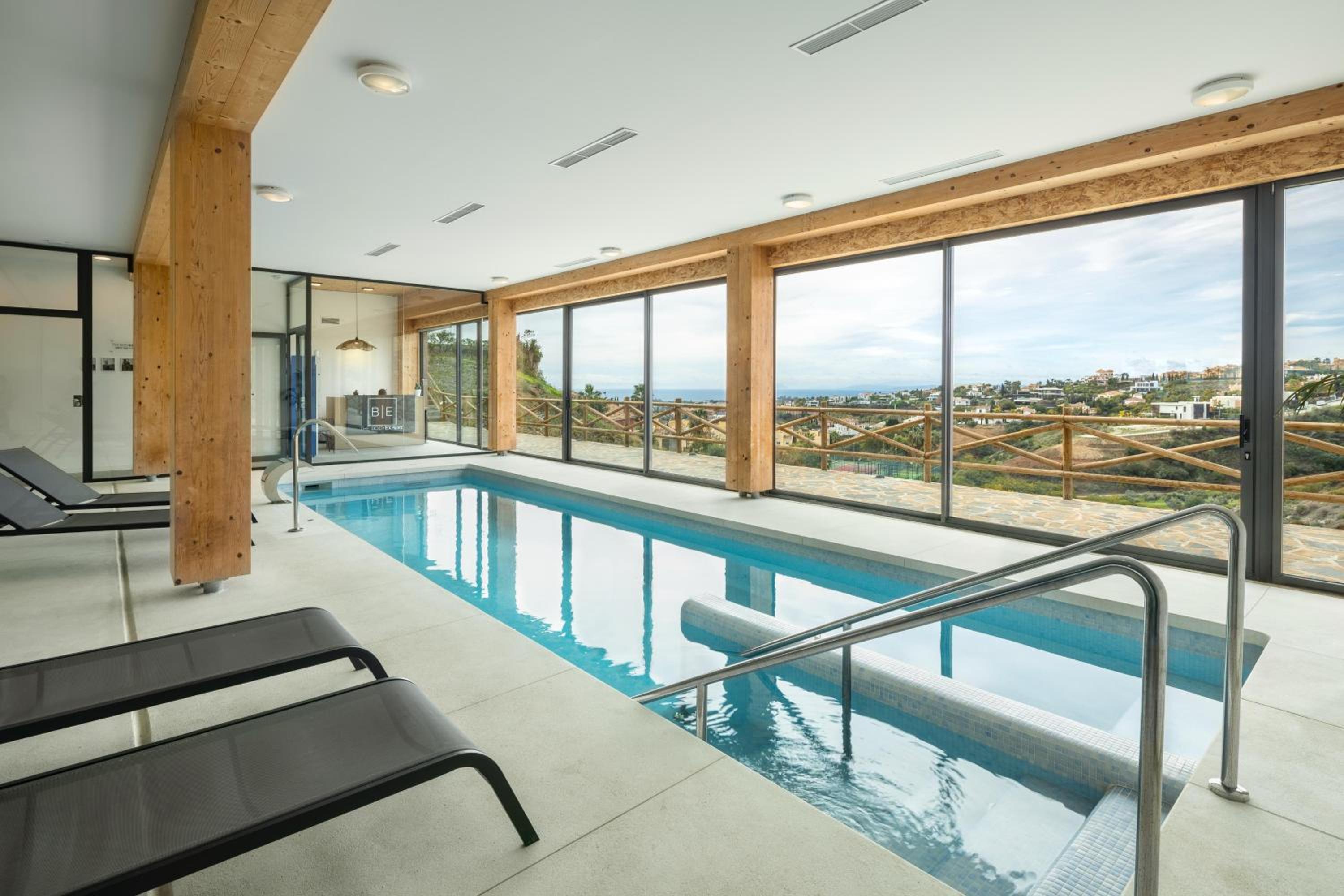 Oceanview luxury Penthouse