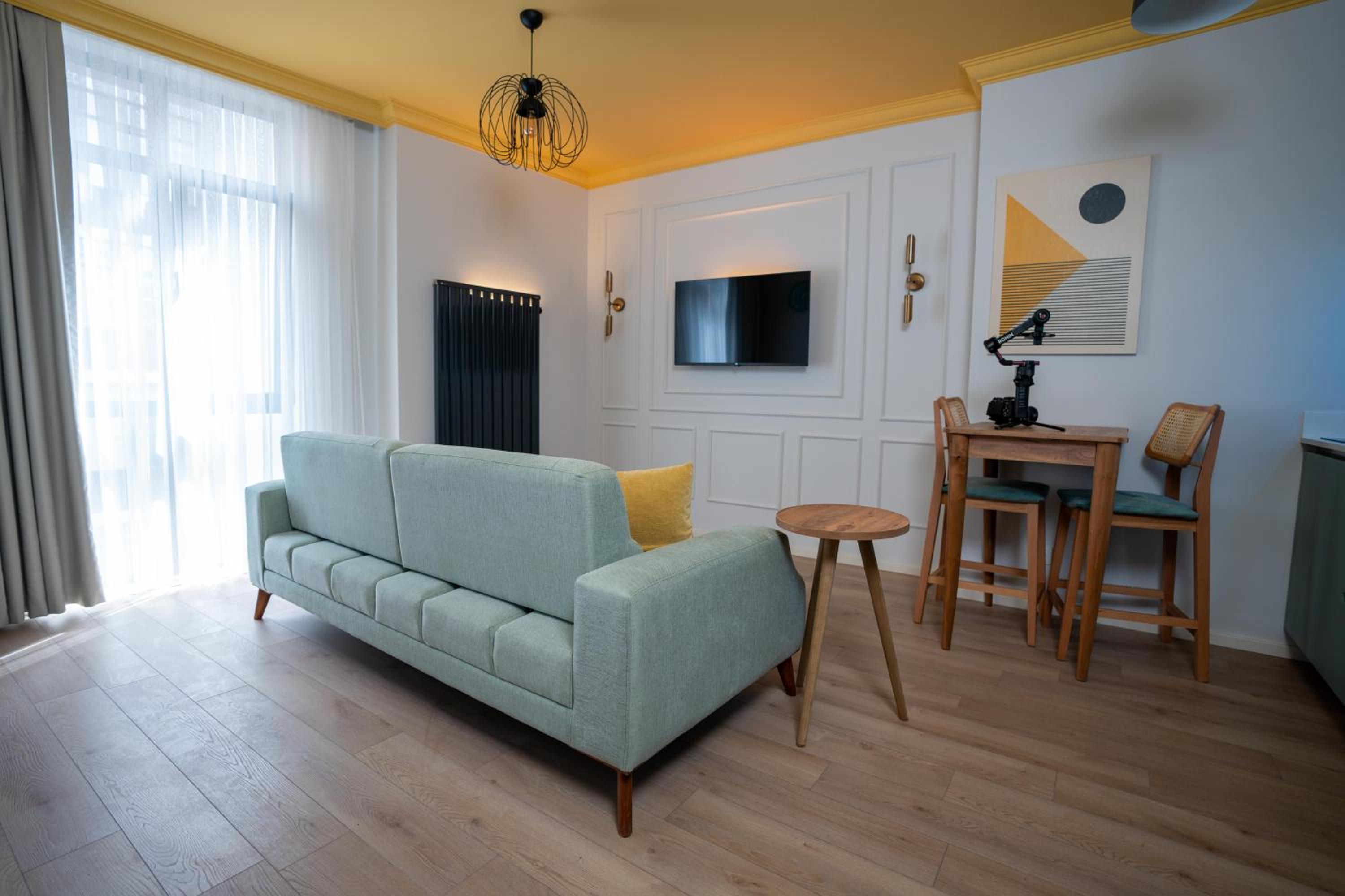 Bird Nest Suites - Image 25