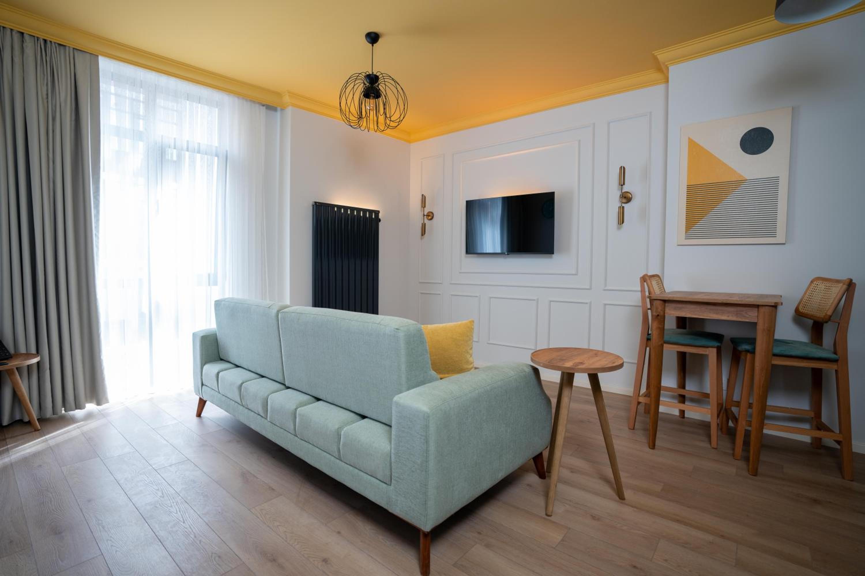 Bird Nest Suites - Image 26