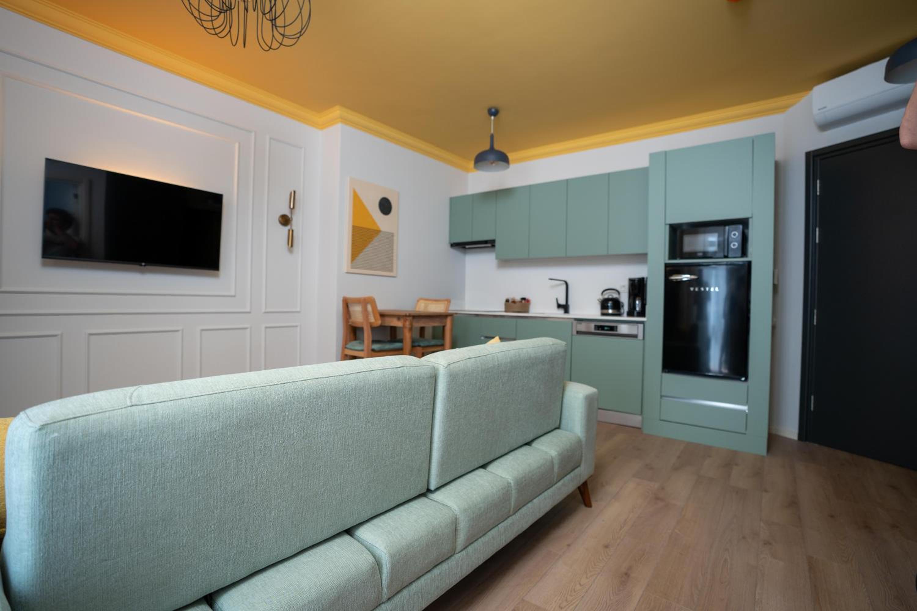 Bird Nest Suites - Image 29