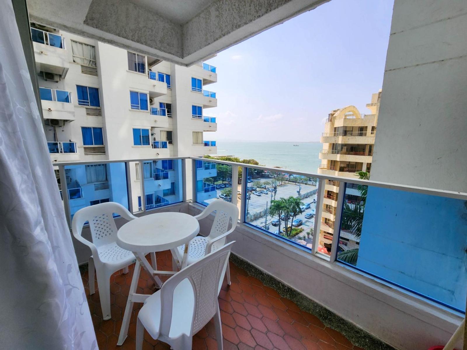 Apto vista al mar piso 7