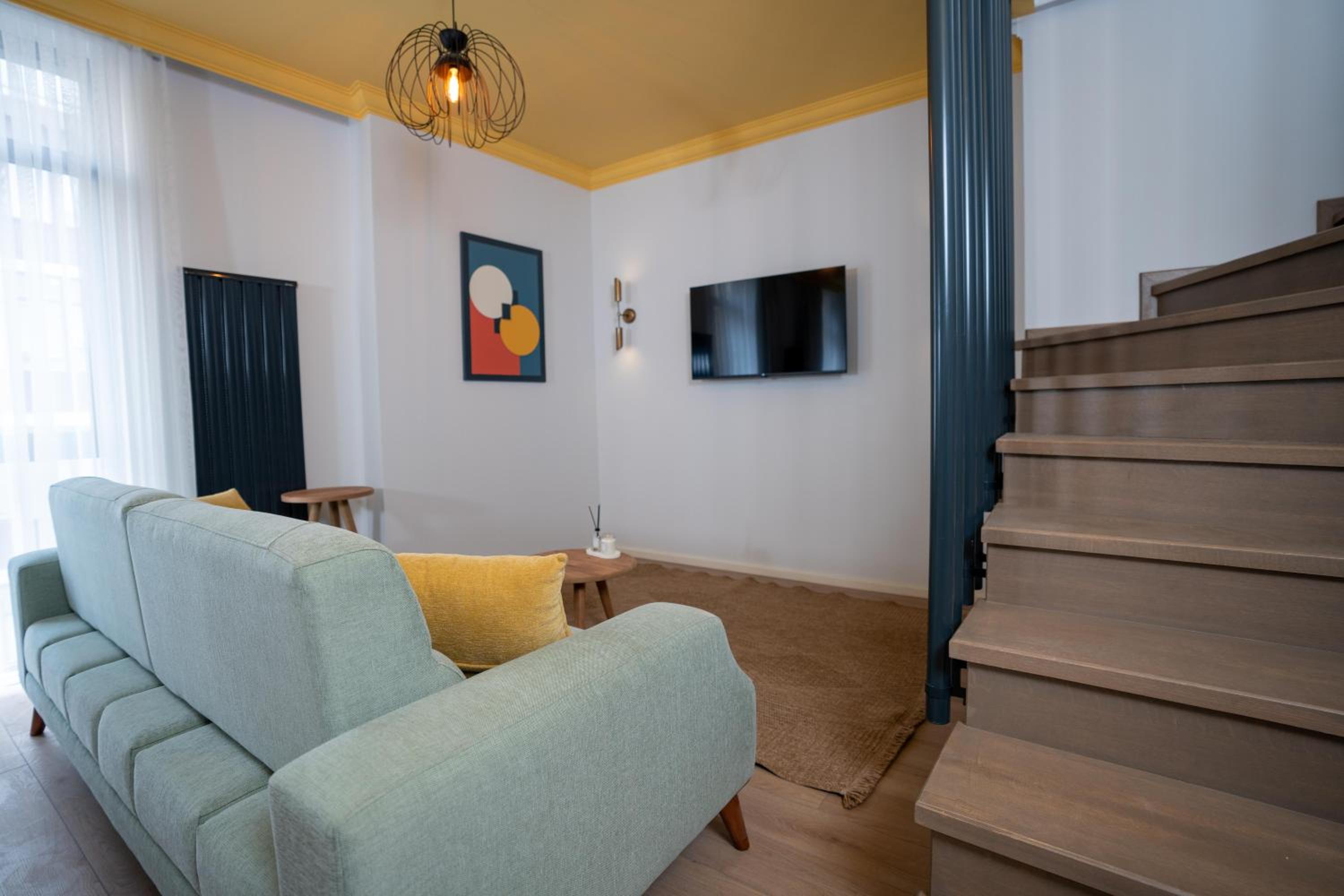 Bird Nest Suites - Image 39