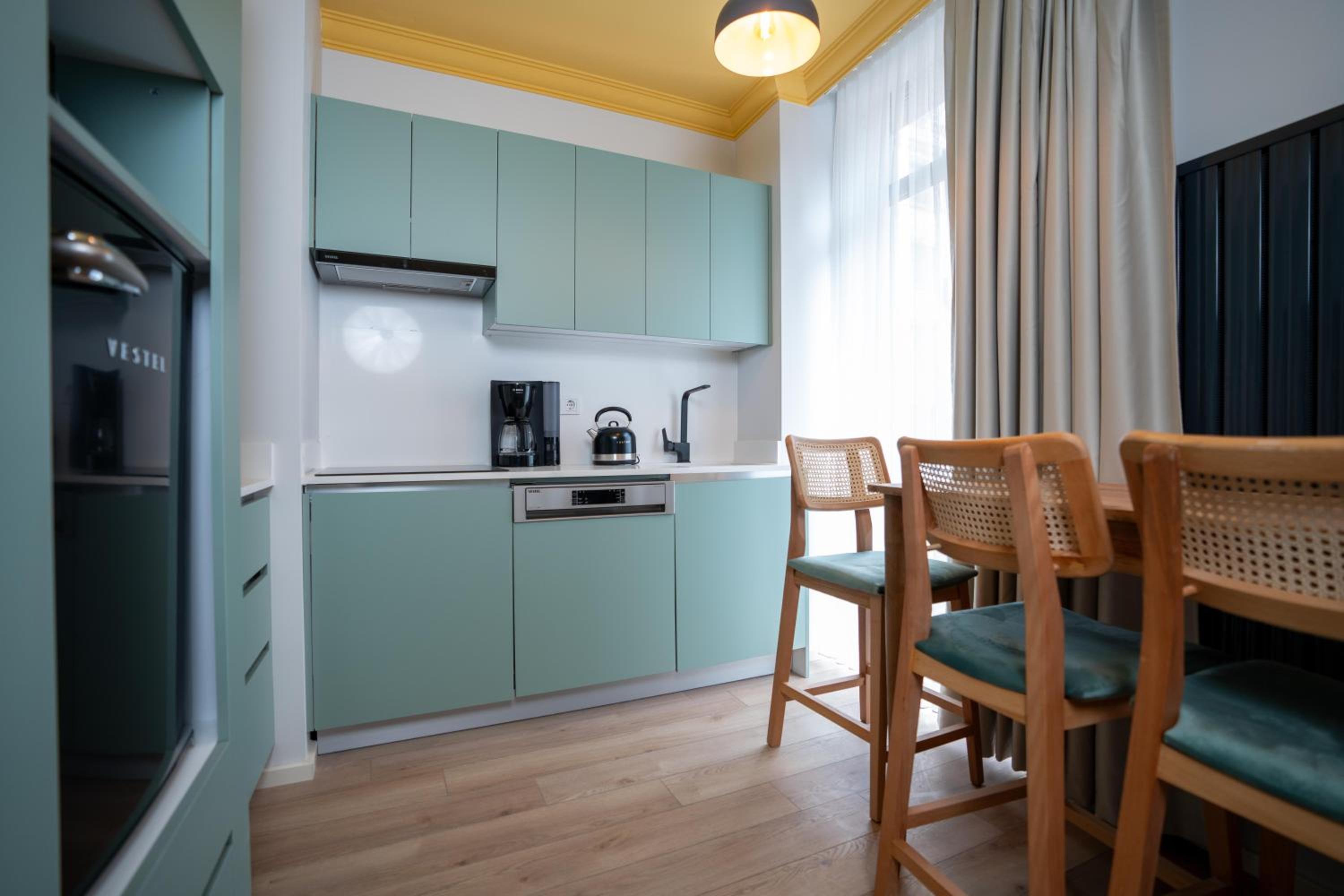 Bird Nest Suites - Image 41