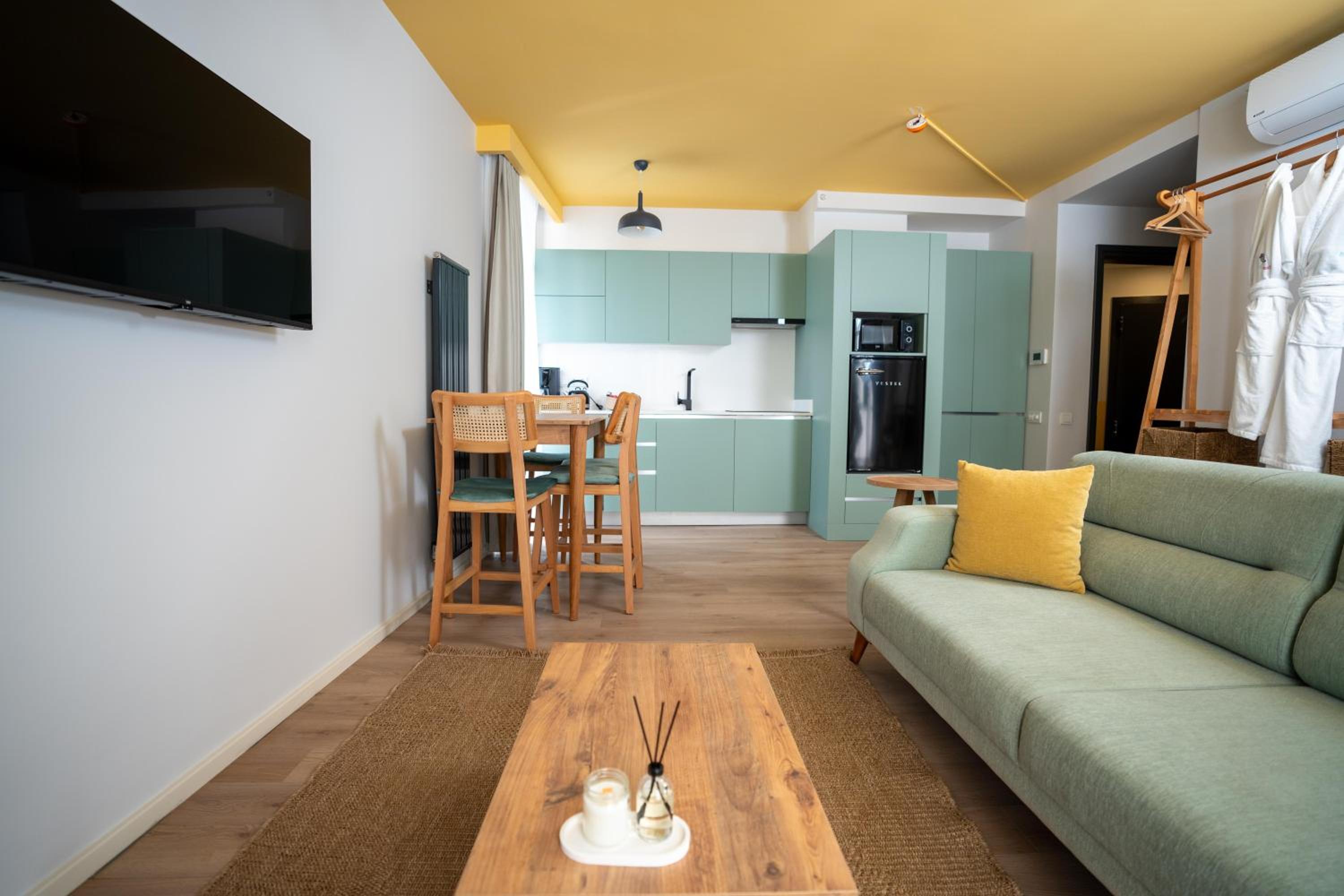 Bird Nest Suites - Image 45