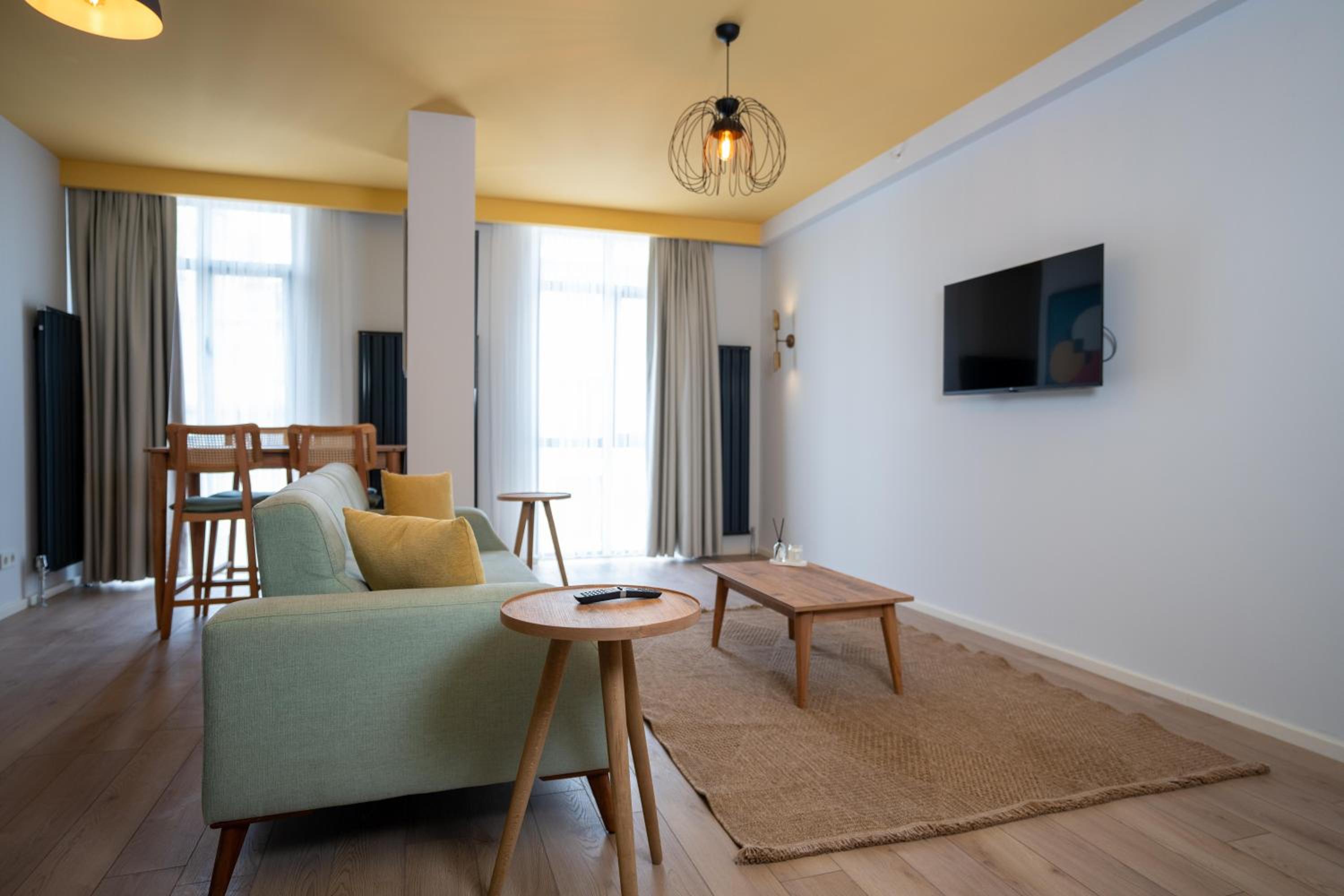 Bird Nest Suites - Image 50