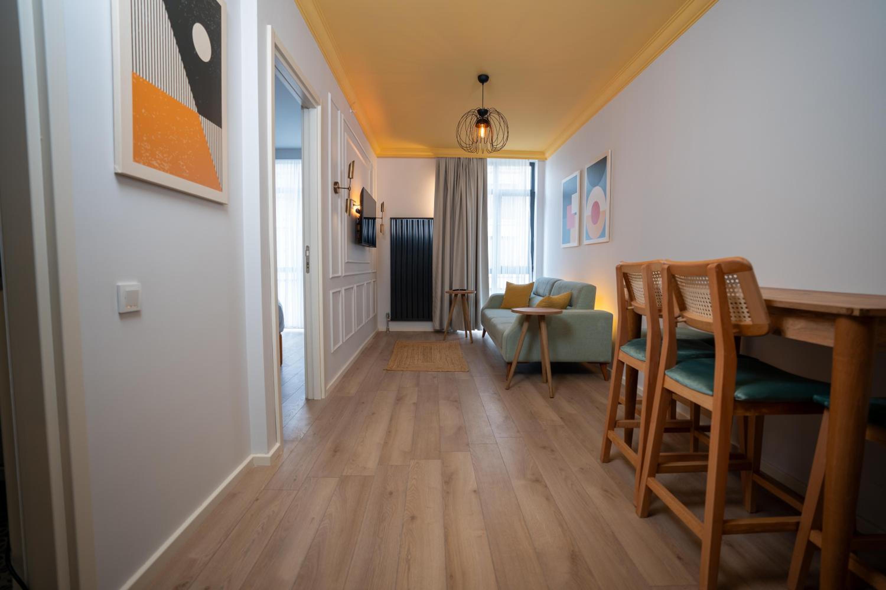 Bird Nest Suites - Image 54