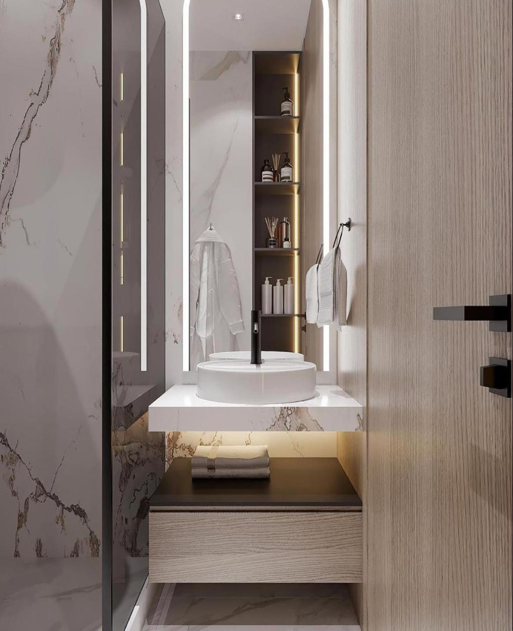 Apartment for King