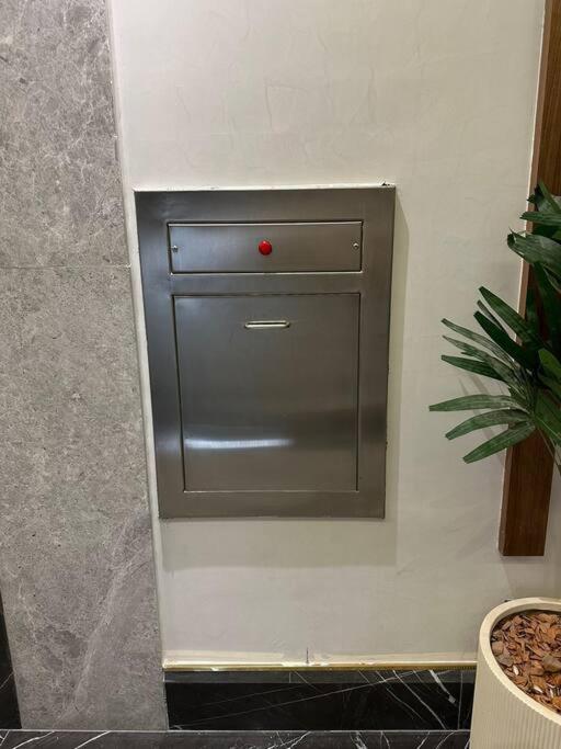 Luxury 1 Bedroom Apartment