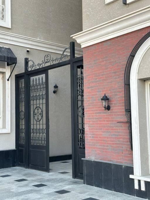 Luxury 1 Bedroom Apartment