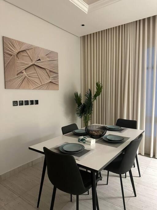 Luxury 1 Bedroom Apartment