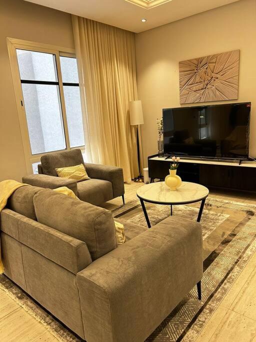 Luxury 1 Bedroom Apartment