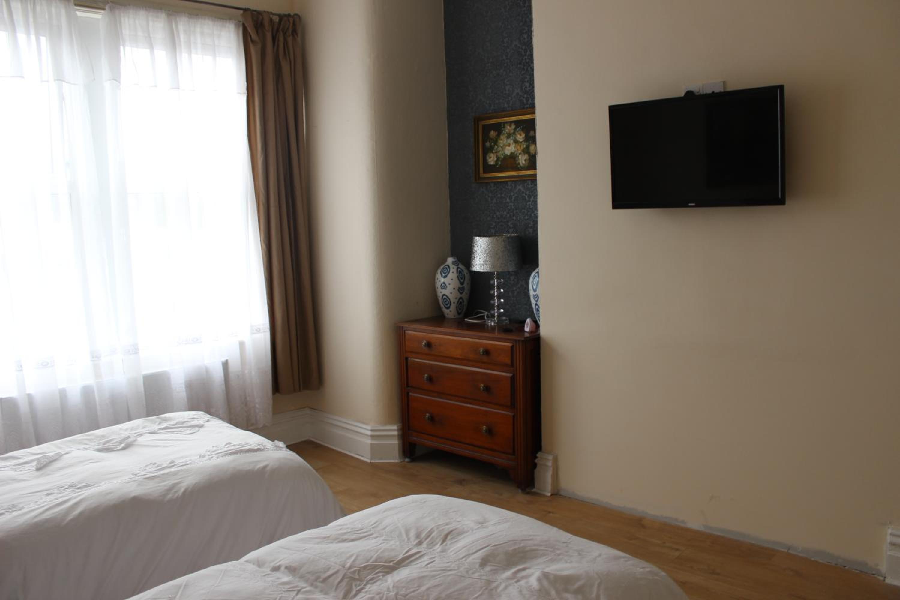 Photo 42