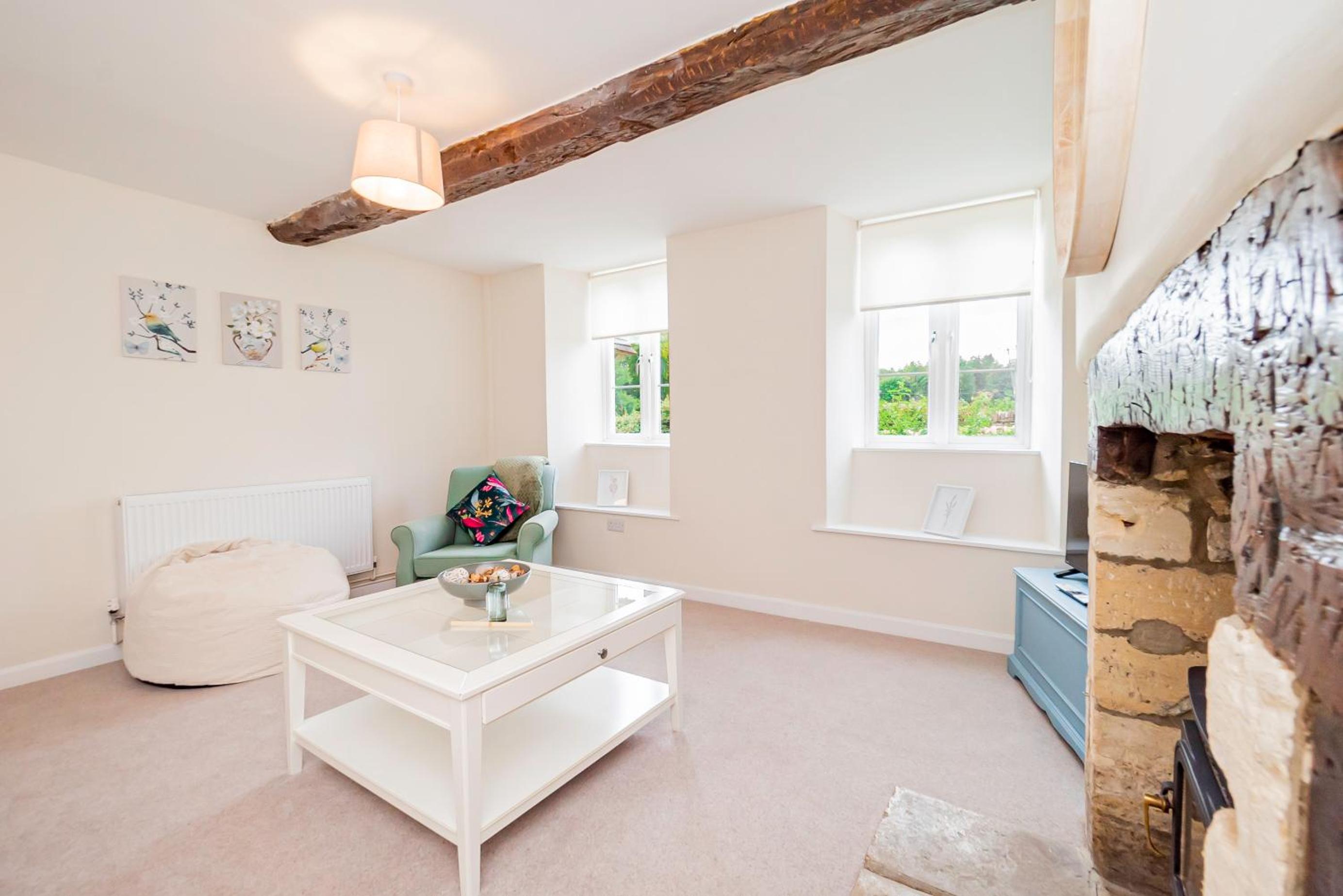 Farmhouse Retreat, 4 Bed, Pet Friendly