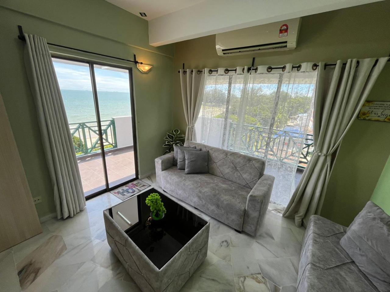Bayu Beach Resort PortDickson Santai PD Homestay Penthouse Seaview photo 5