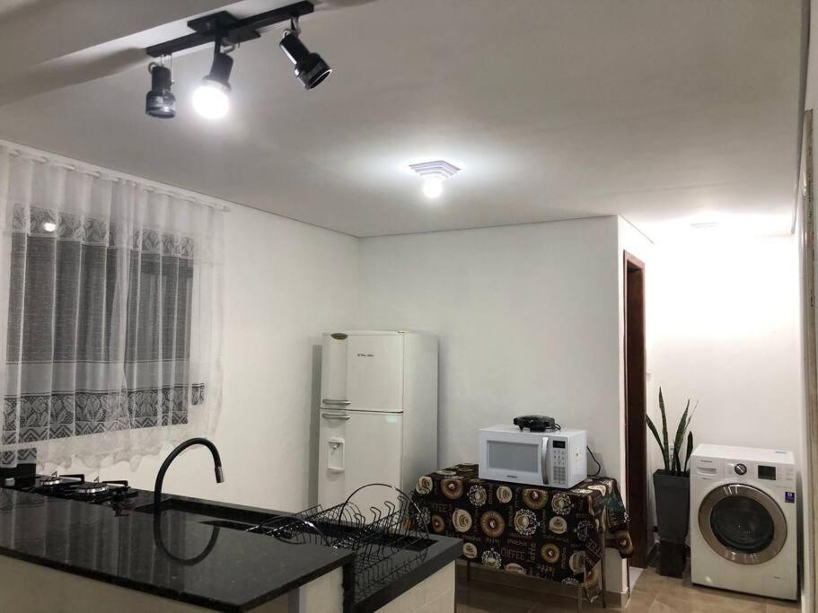 Casa bem localizada em Curitiba