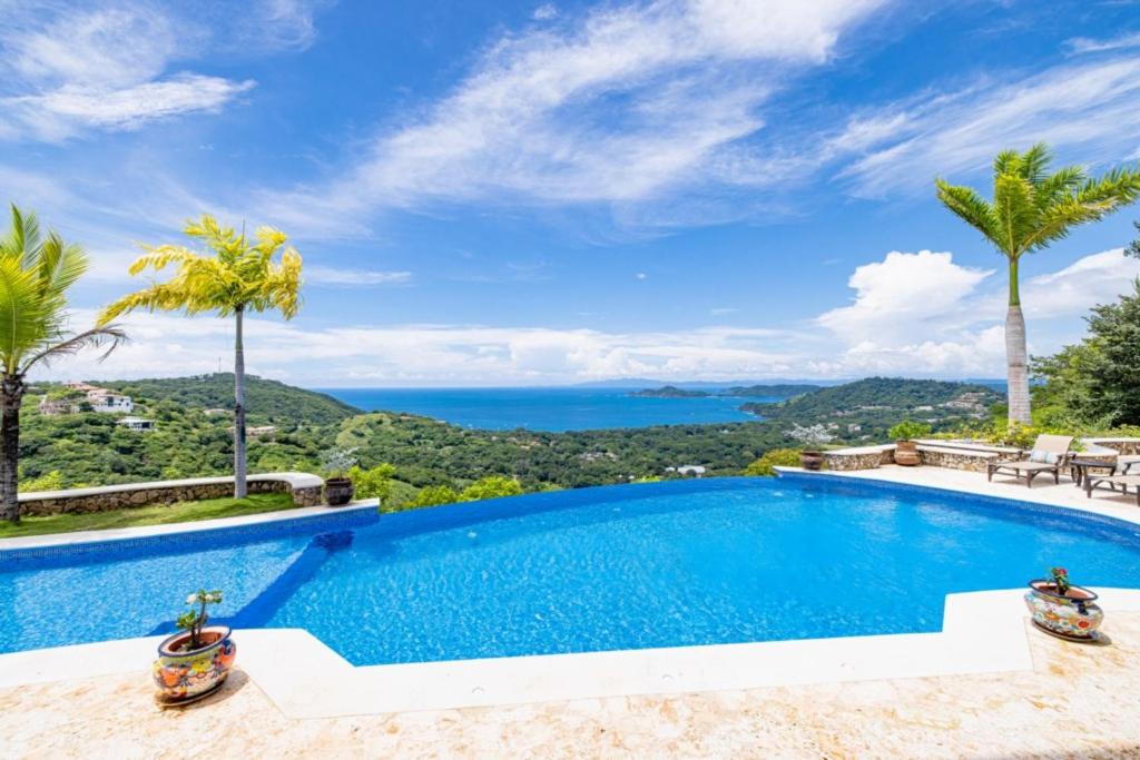 Villa Encantada Sunset Infinity Pool Escape