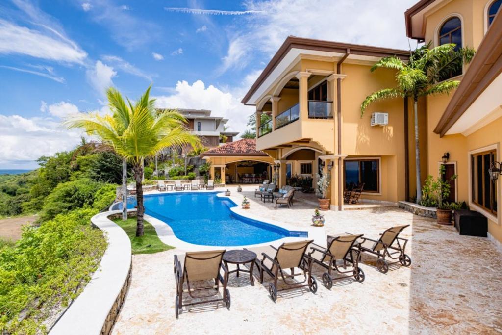 Villa Encantada Sunset Infinity Pool Escape