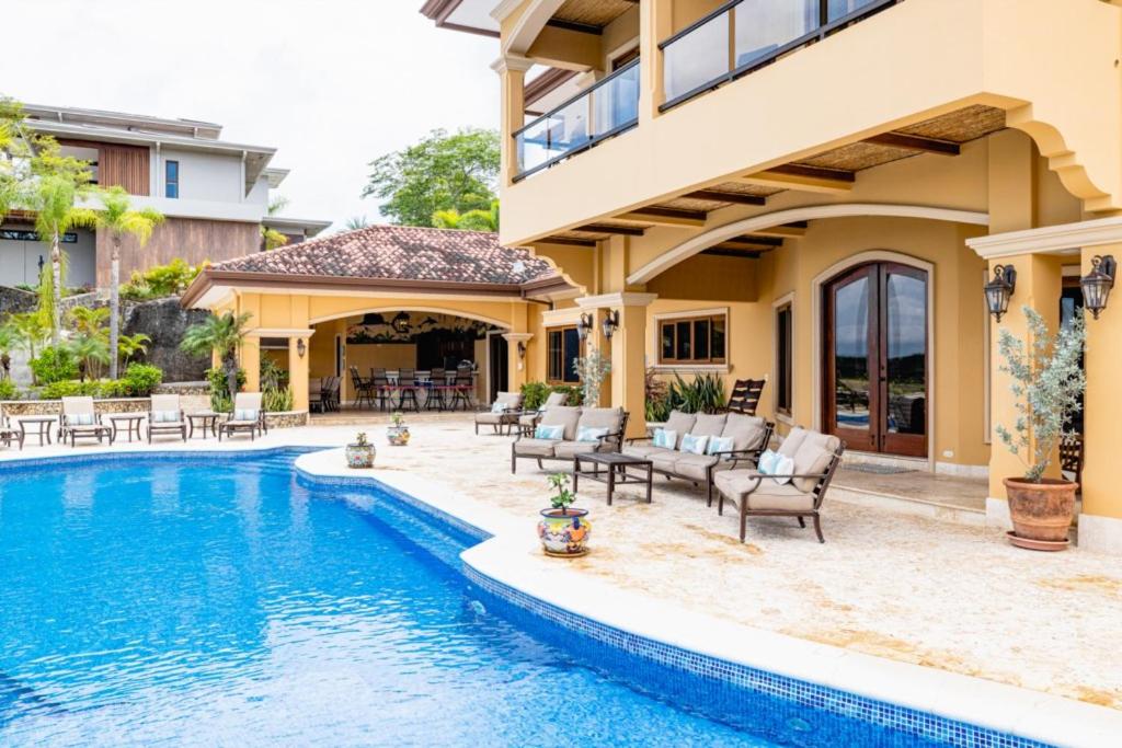 Villa Encantada Sunset Infinity Pool Escape
