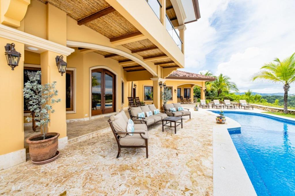 Villa Encantada Sunset Infinity Pool Escape