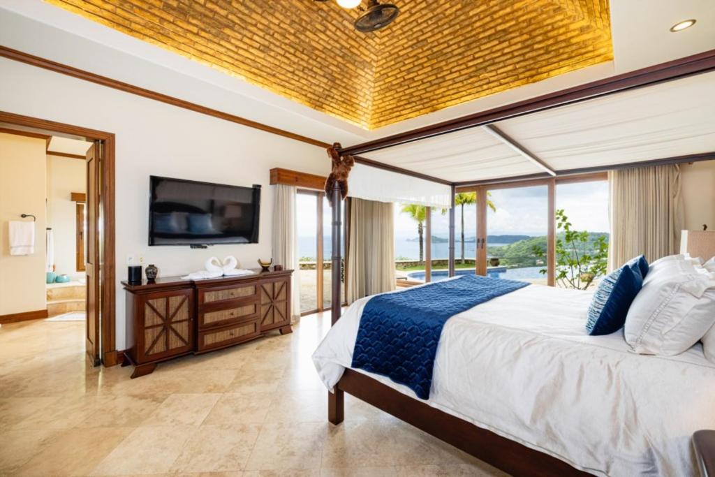 Villa Encantada Sunset Infinity Pool Escape