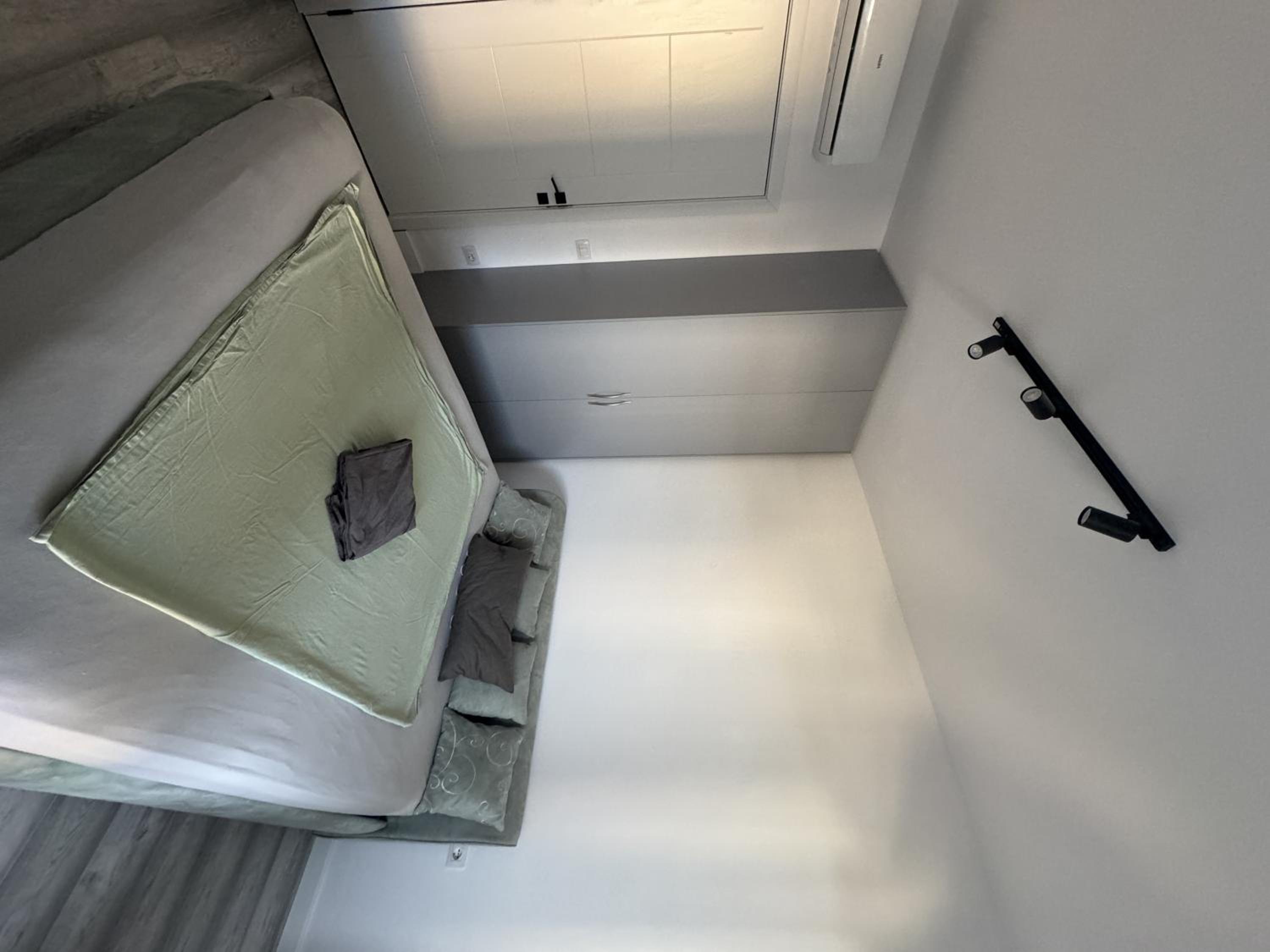 Brand New Apartament