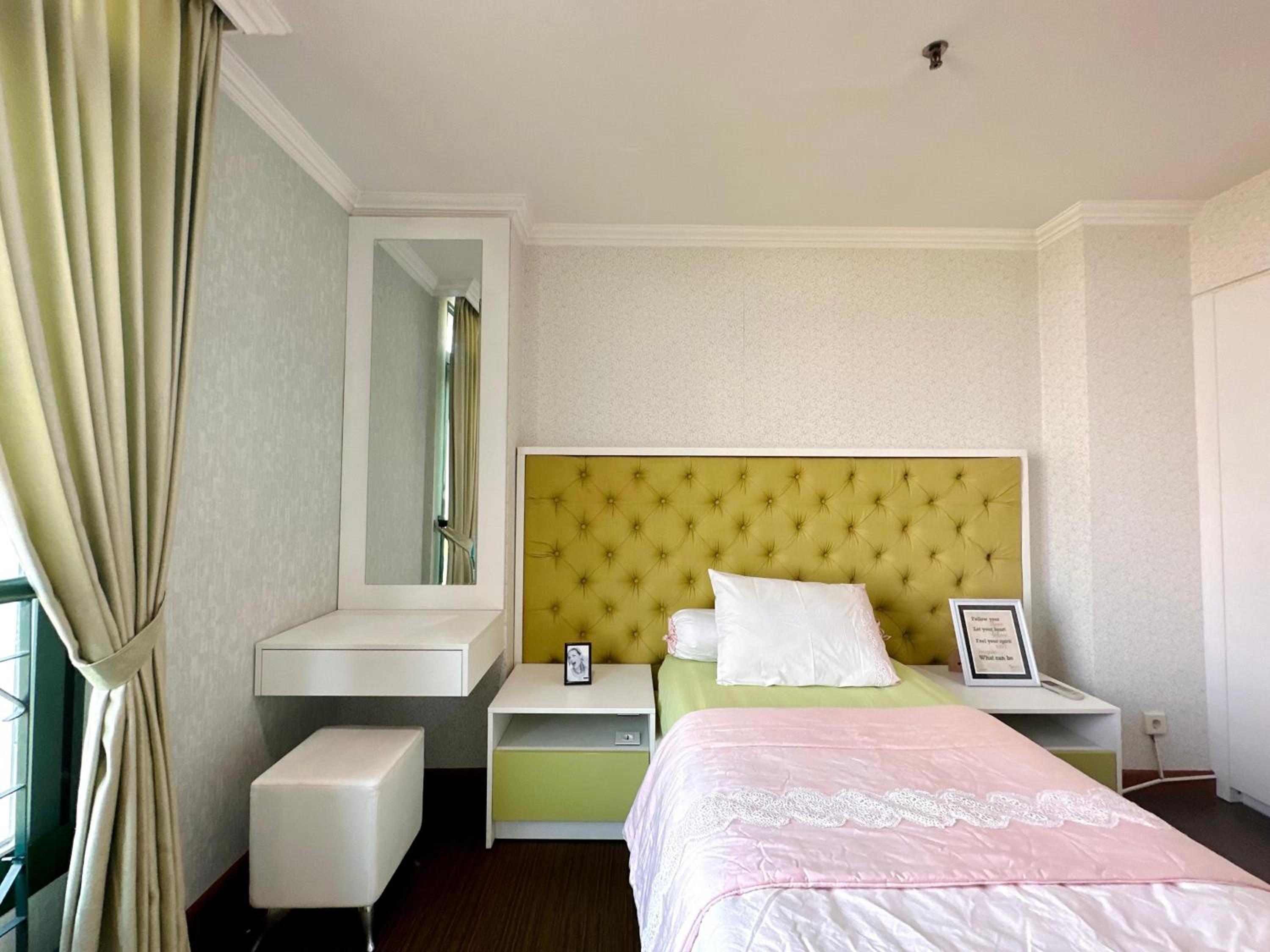 Elegant 3BR Apartment Condominium Graha Family Surabaya by Le Ciel Hospitality view 4