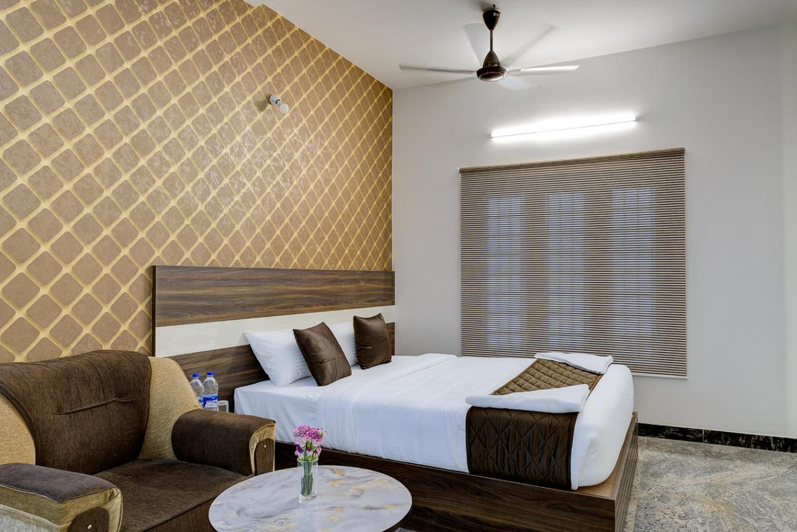 Dreams Luxury Stays view 3