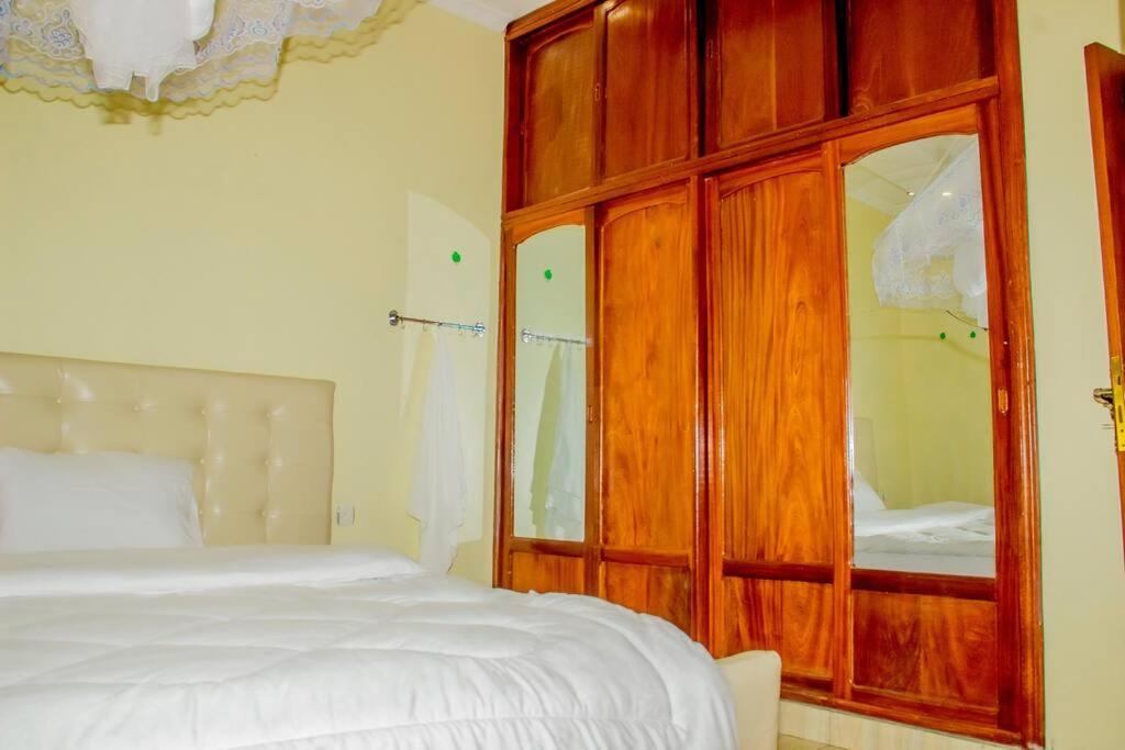 Volcano Breeze Apartment view 2