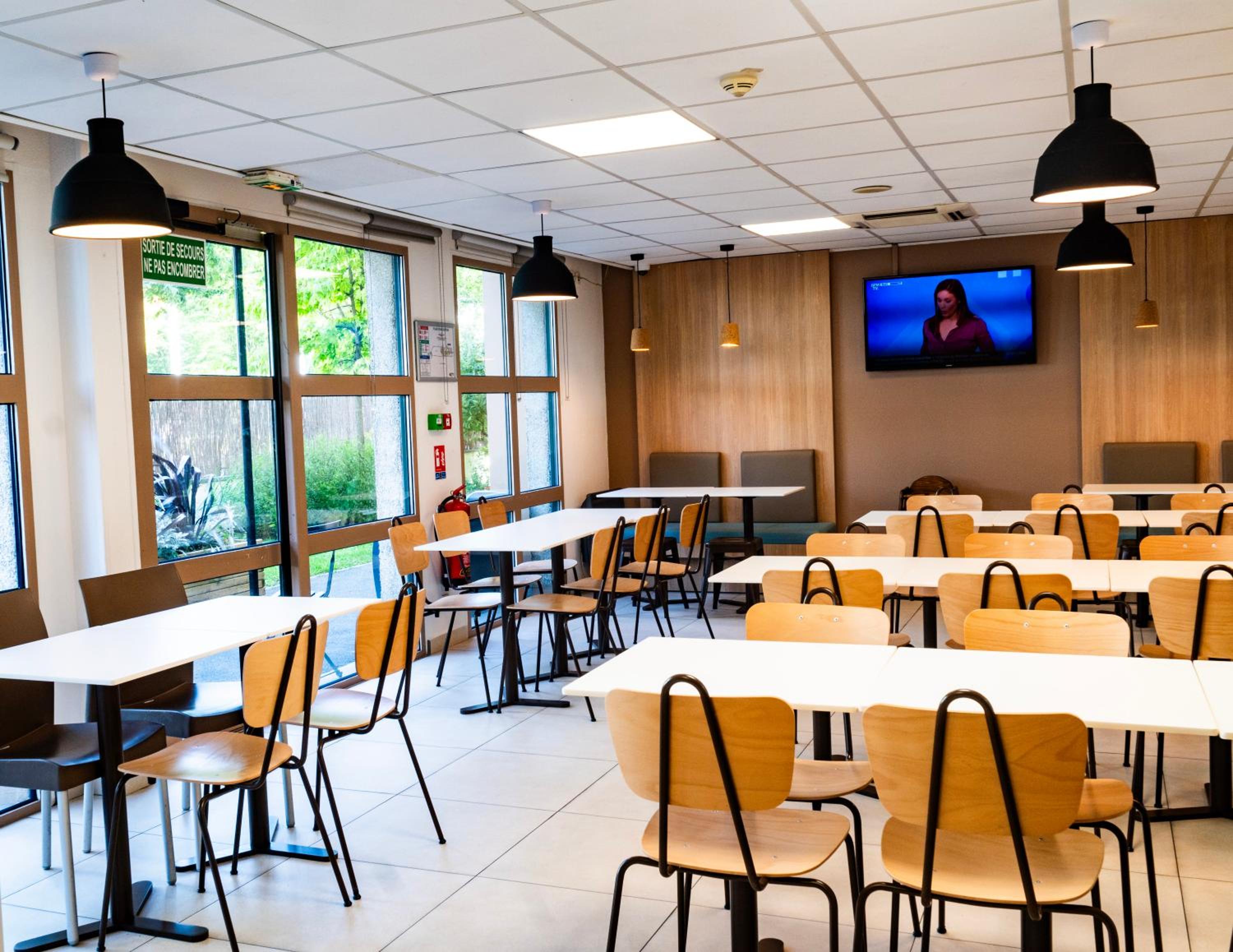 Gennevilliers Vacations - Premiere Classe Paris-Ouest Gennevilliers - Property Image 45