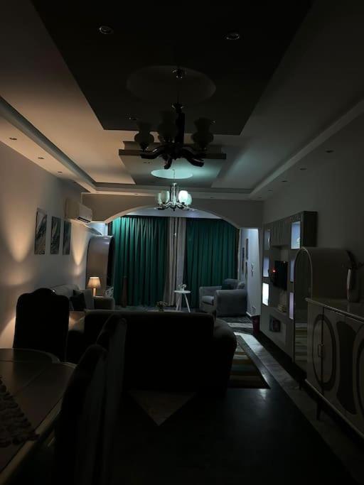 2BR Cozy Maadi Nile Corniche Apartment 4 Beds