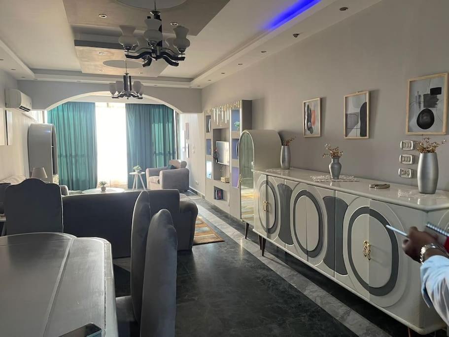2BR Cozy Maadi Nile Corniche Apartment 4 Beds