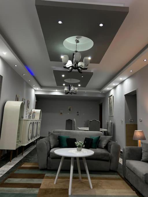 2BR Cozy Maadi Nile Corniche Apartment 4 Beds