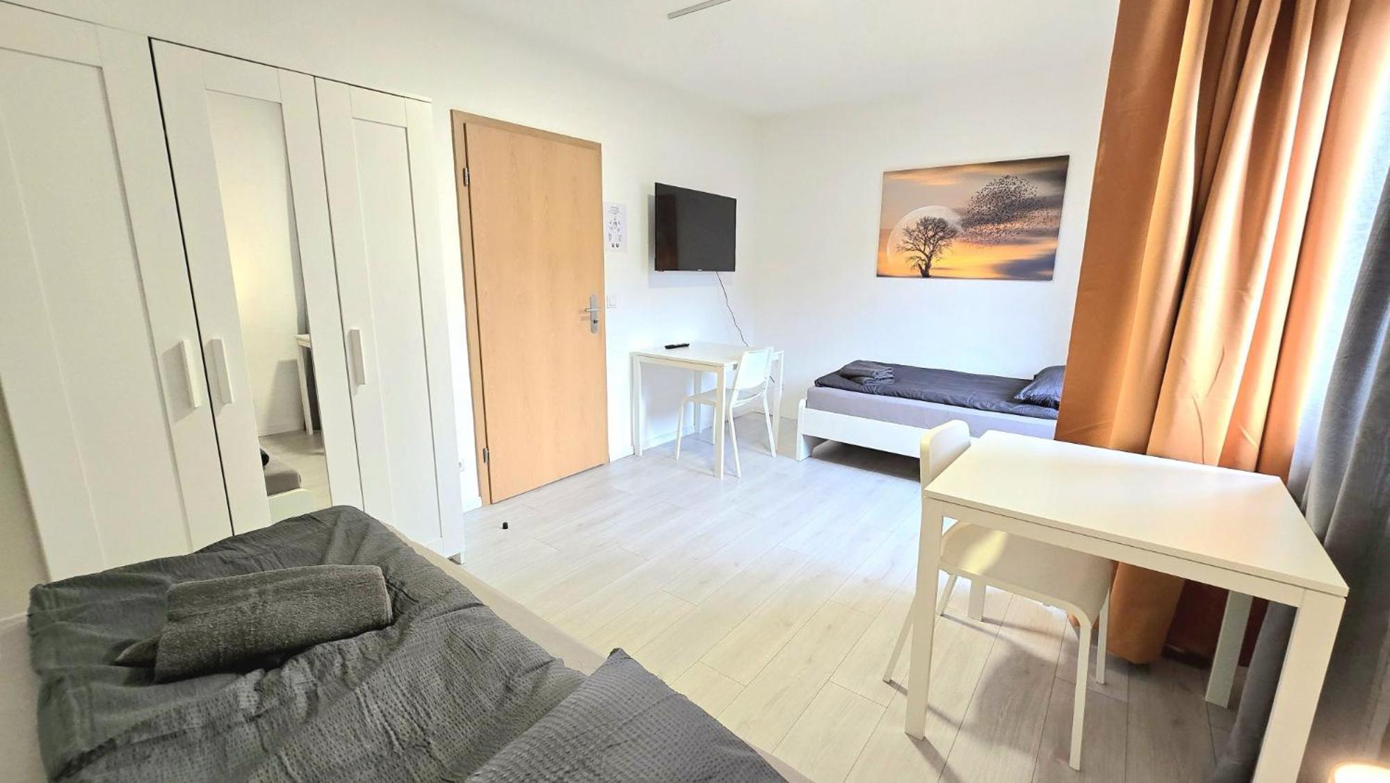 -CS24- Six rooms apartment with terrace - KP01