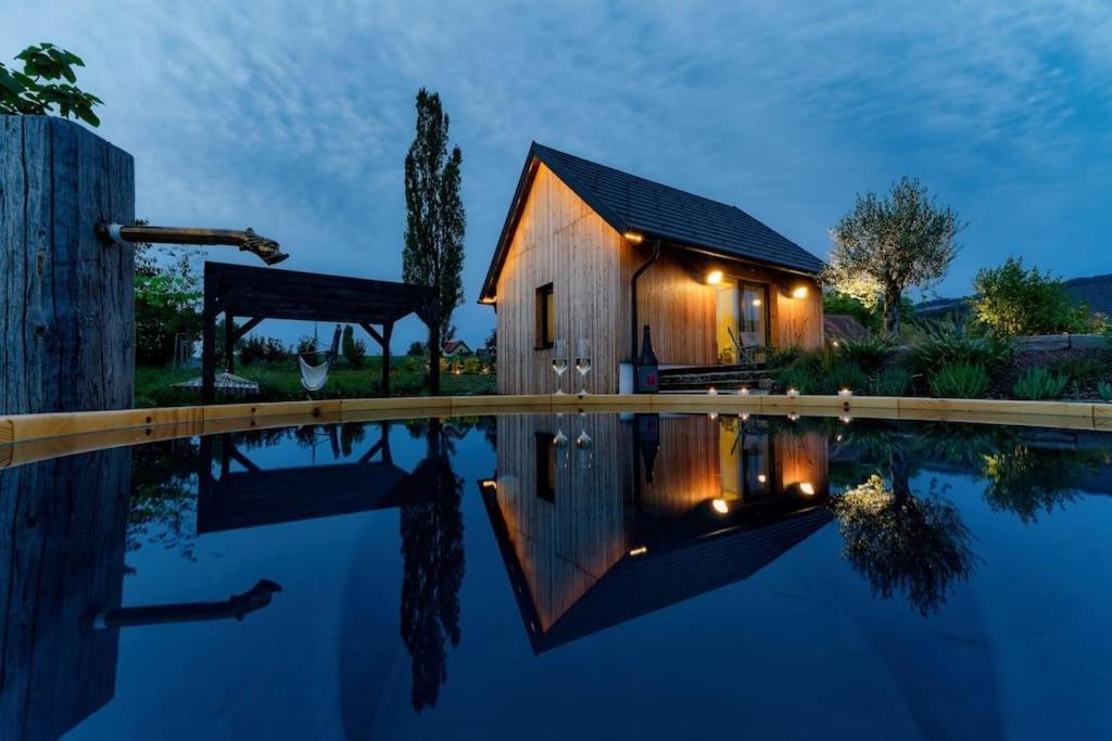 Luxus Kellerstöckl mit Privatem Hot Tub