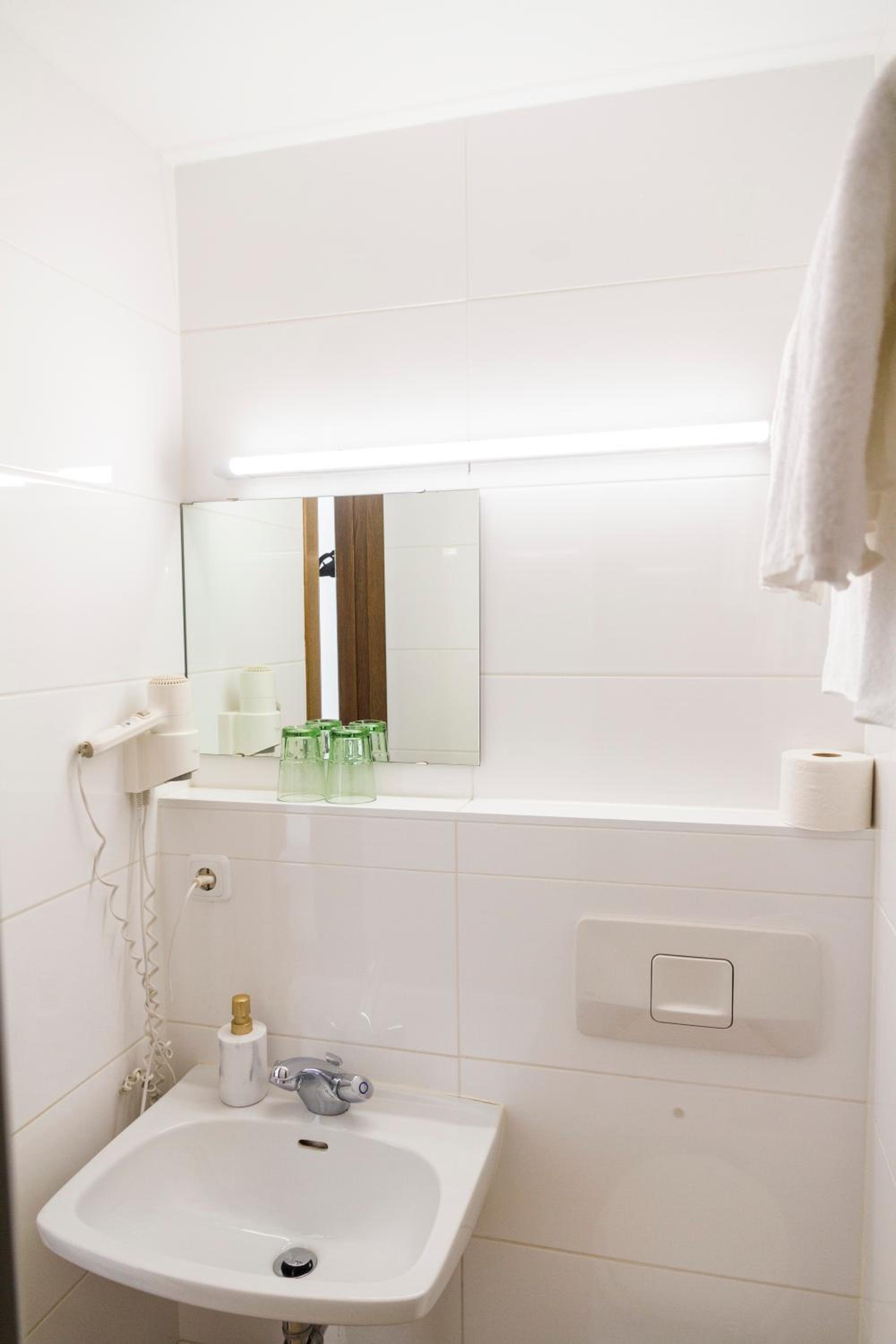 KIBI Rooms self check-in