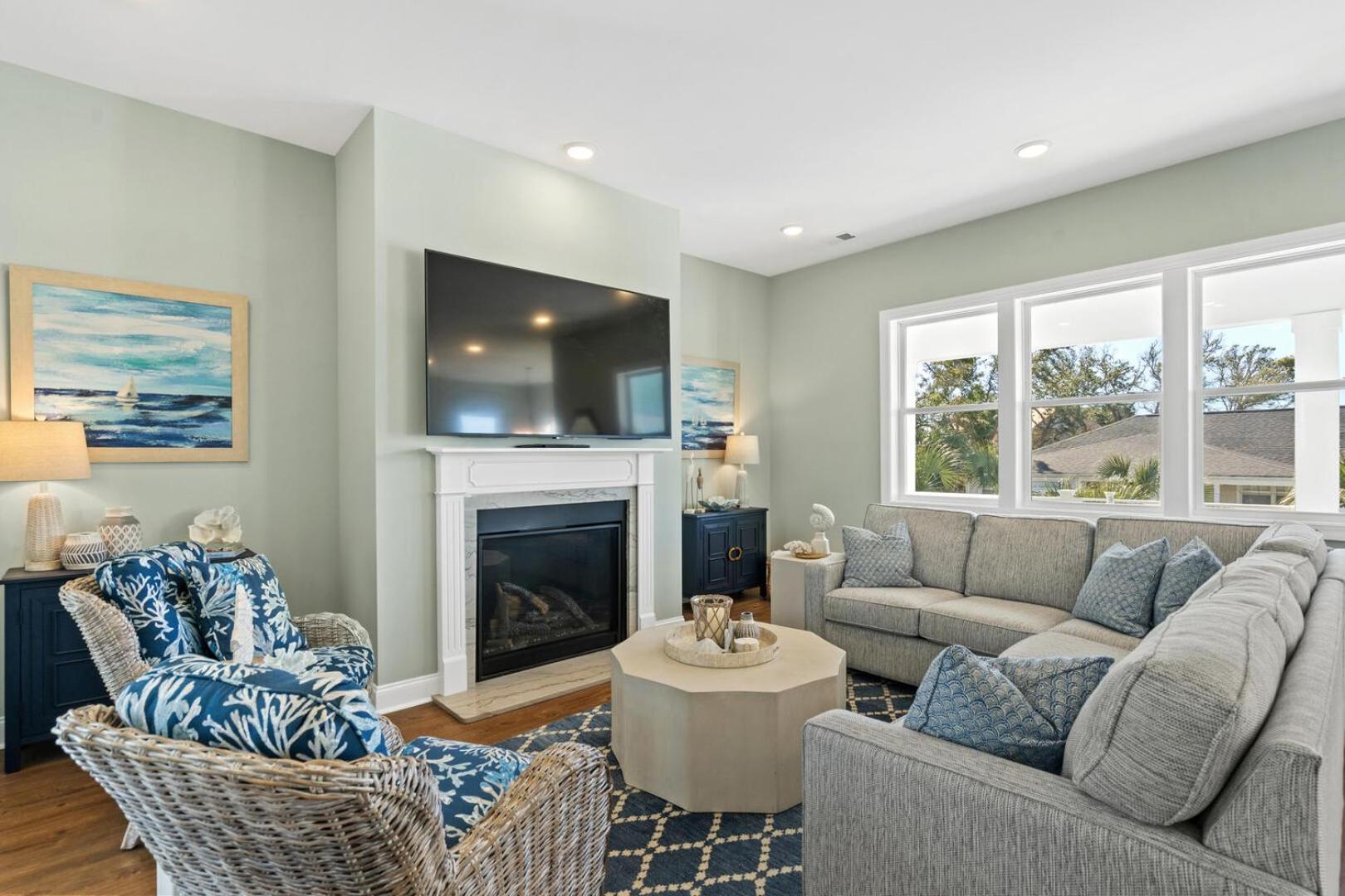 Coastal Charm view 4