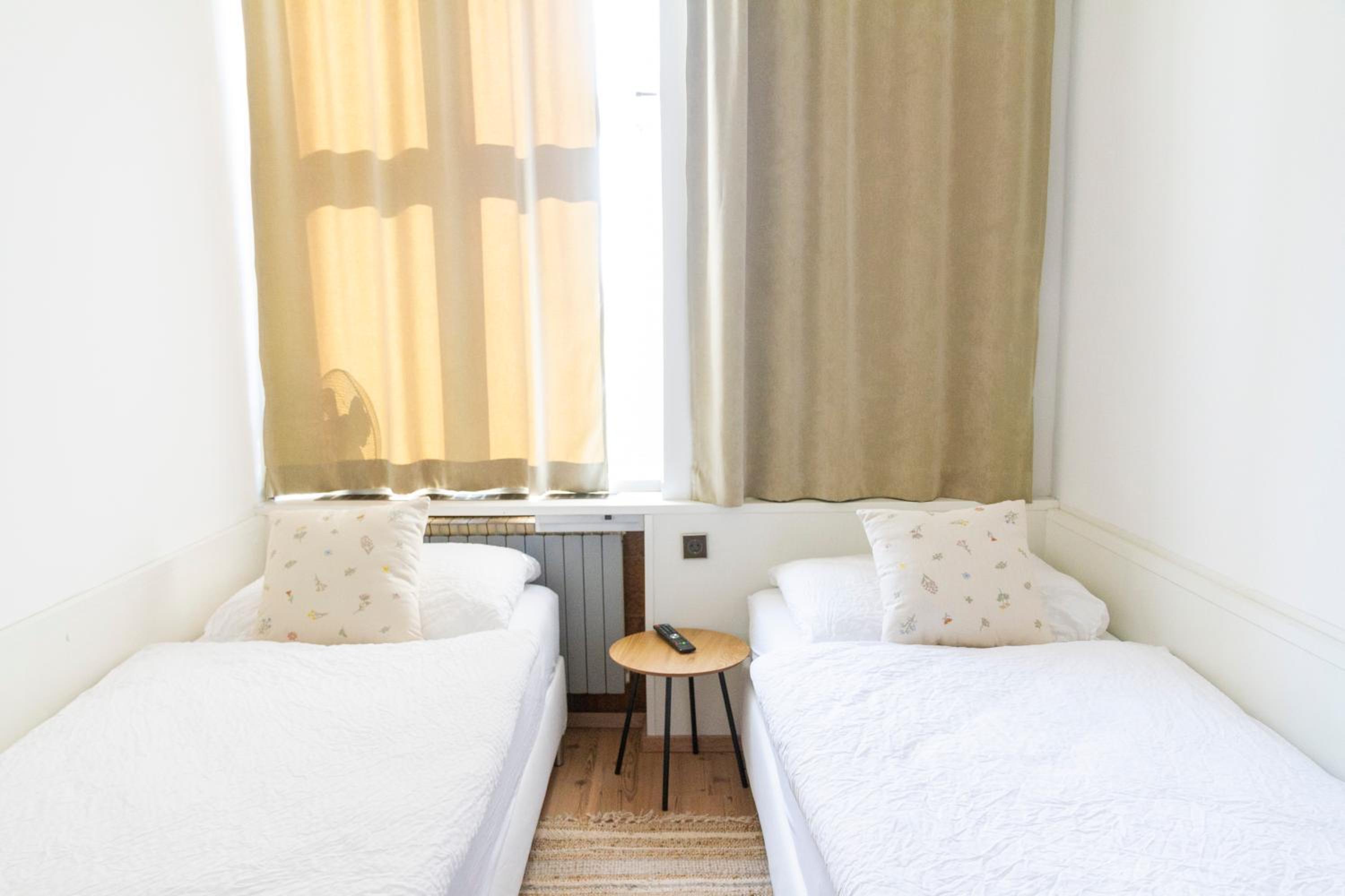 KIBI Rooms self check-in