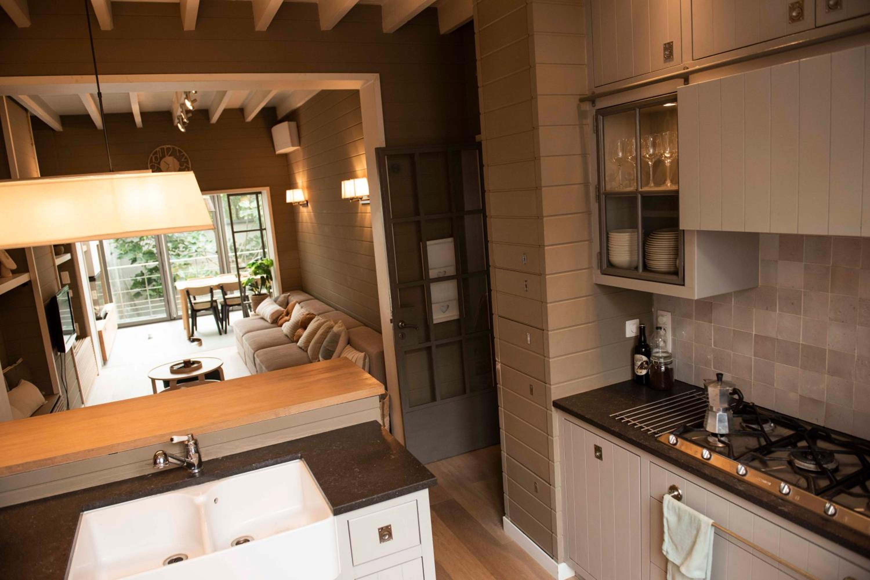 Family house with sauna close to the sea