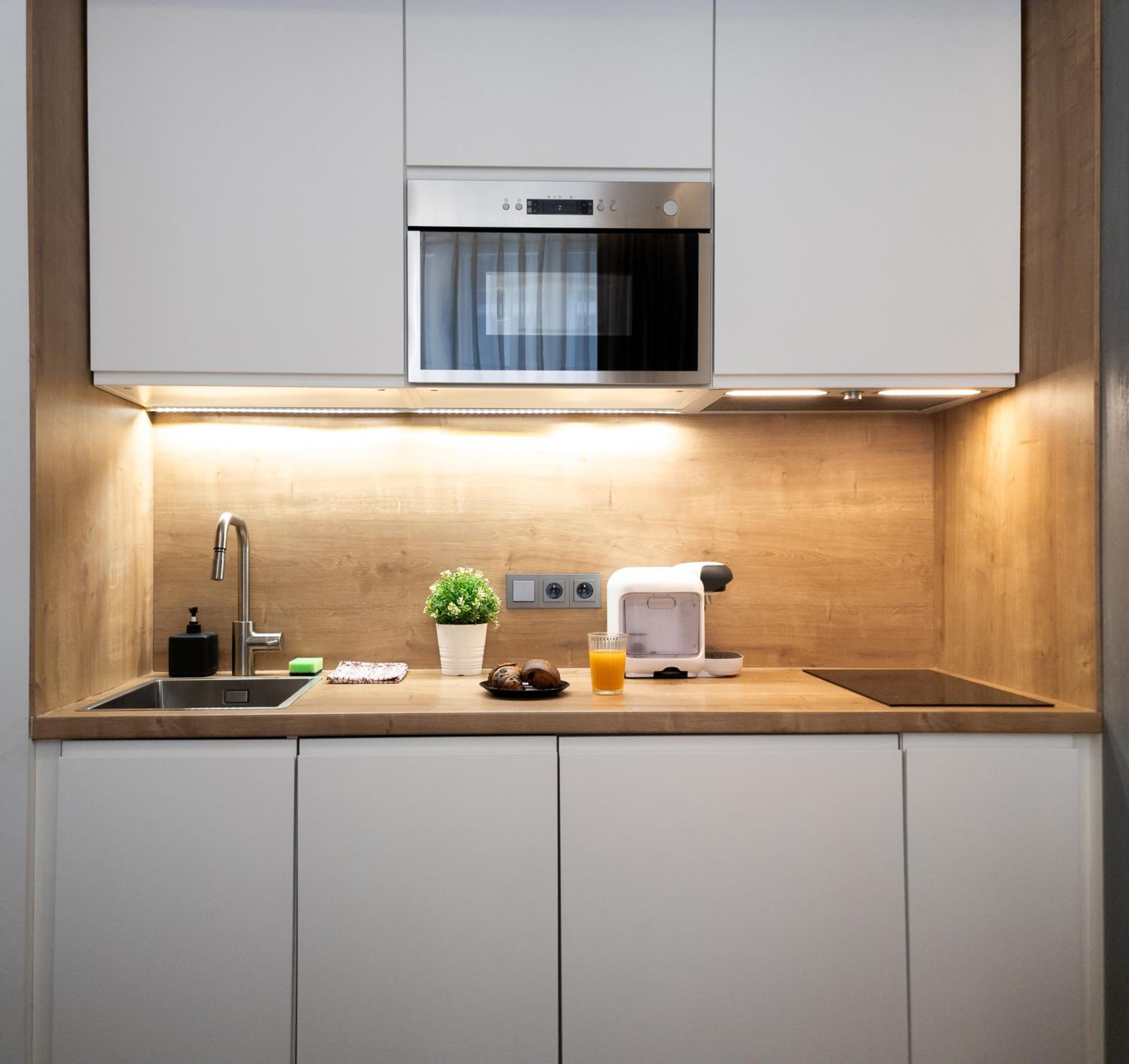 Modern Studio in the New Town of Prague 1 Air-conditioned