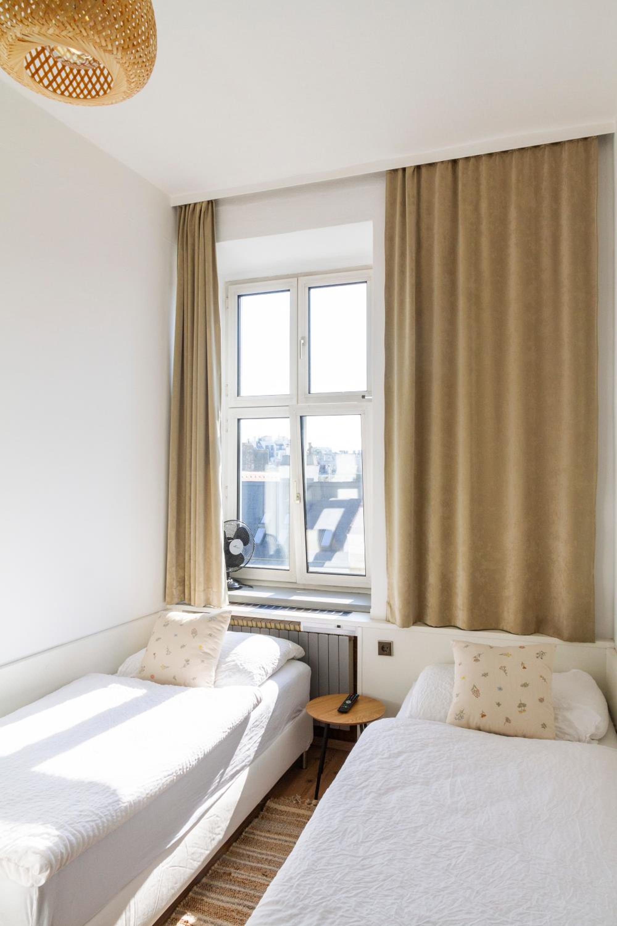 KIBI Rooms self check-in