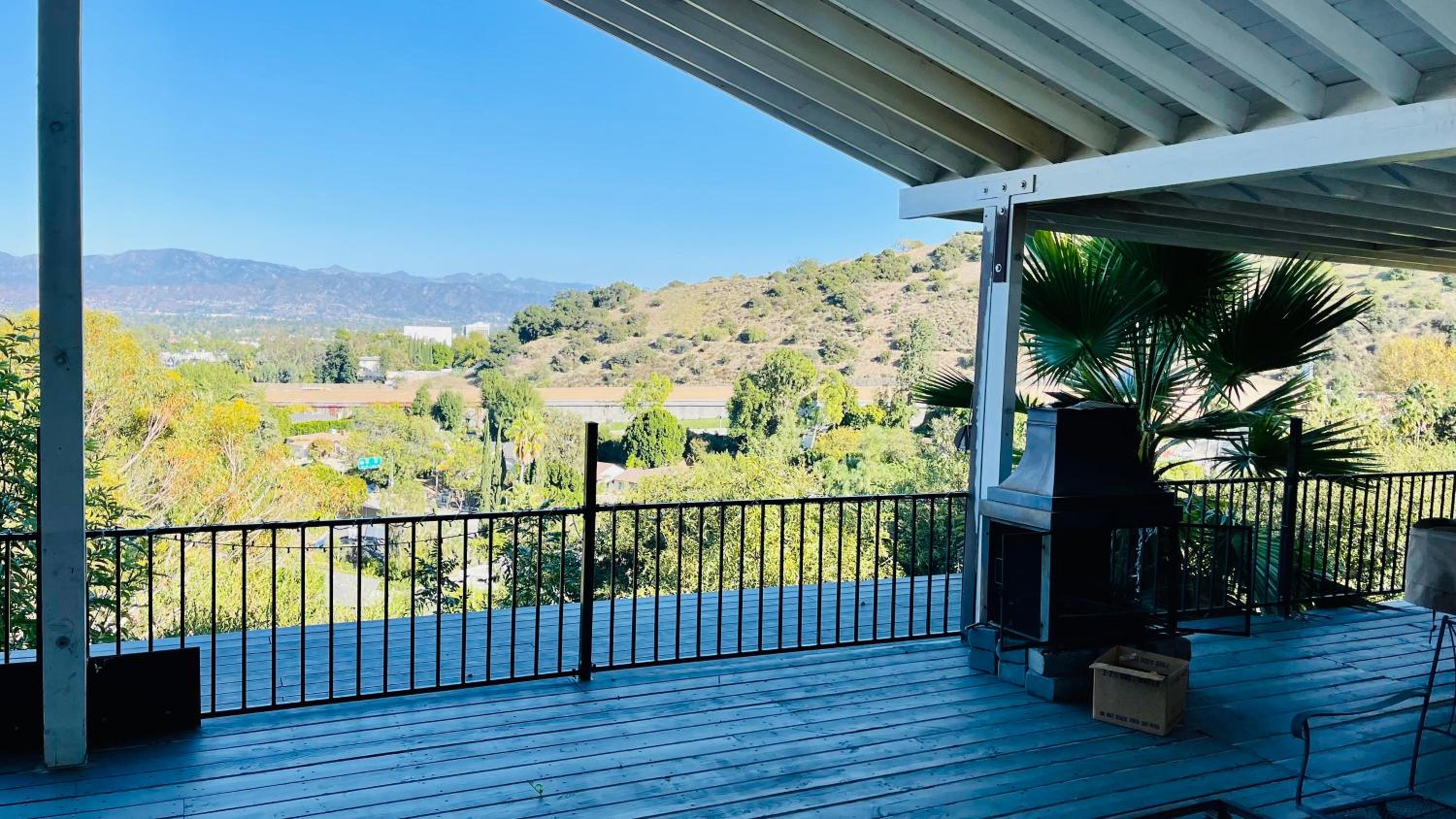 500sqft Studio ADU GuestHouse Private Entry Kitchen Bath 270VIEW Pool 2Acre Gated Estate