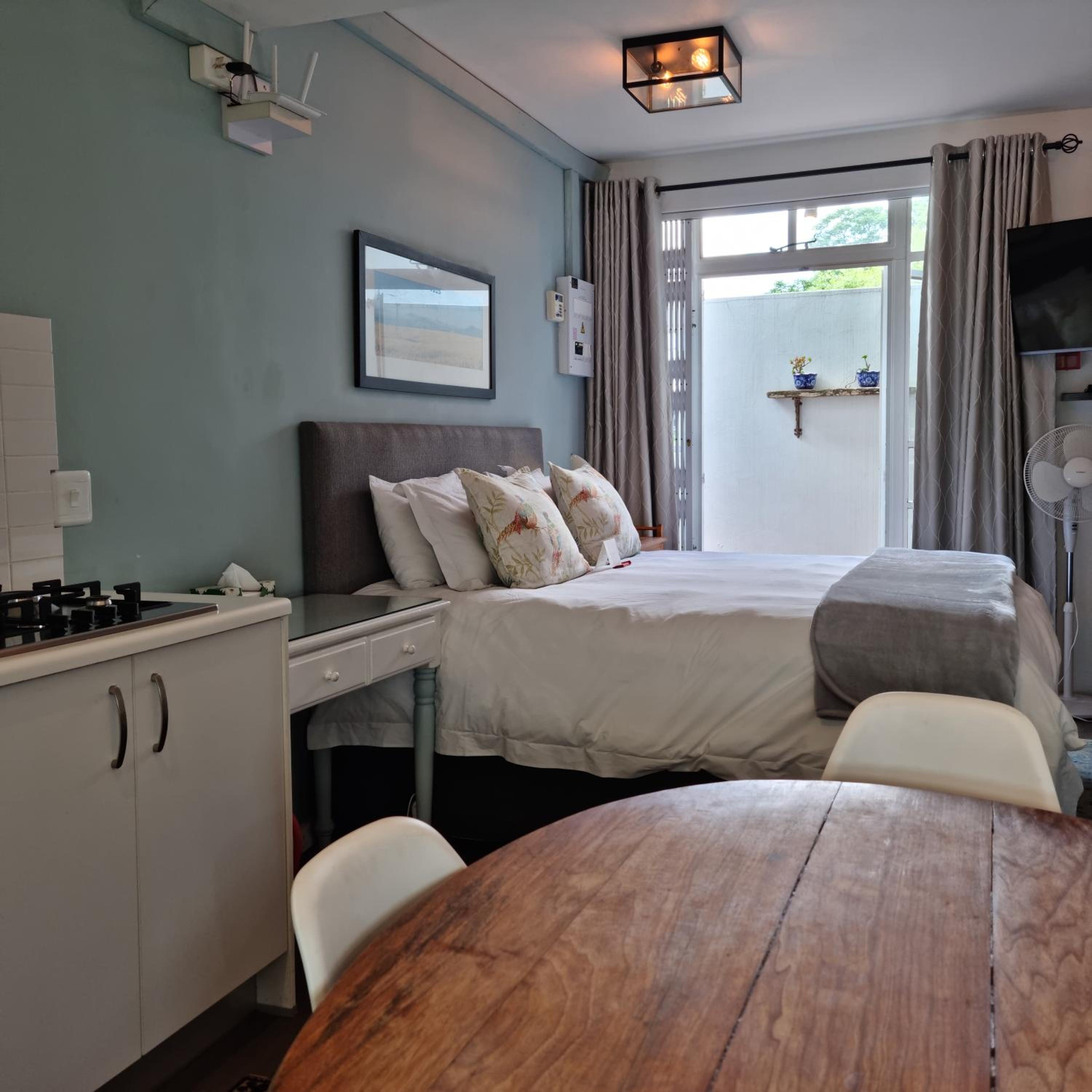 B&B on Buckingham Guest House