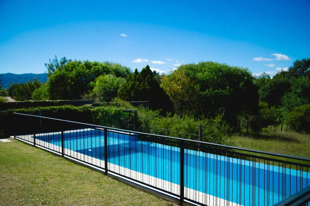 Espectacular casa a una cuadra del lago