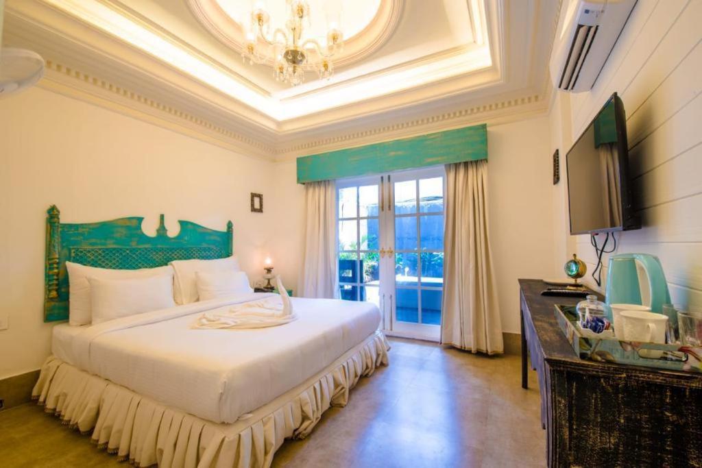 Casa Wave's Edge view 4