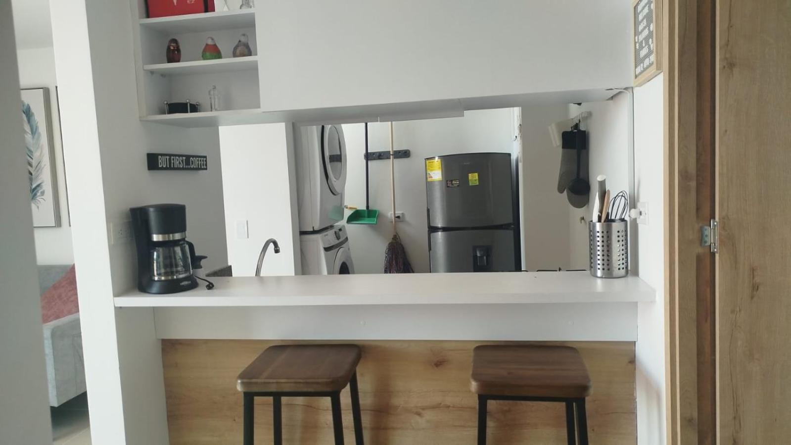 Apartamento amplio cerca al parque Guatape - Pajaros