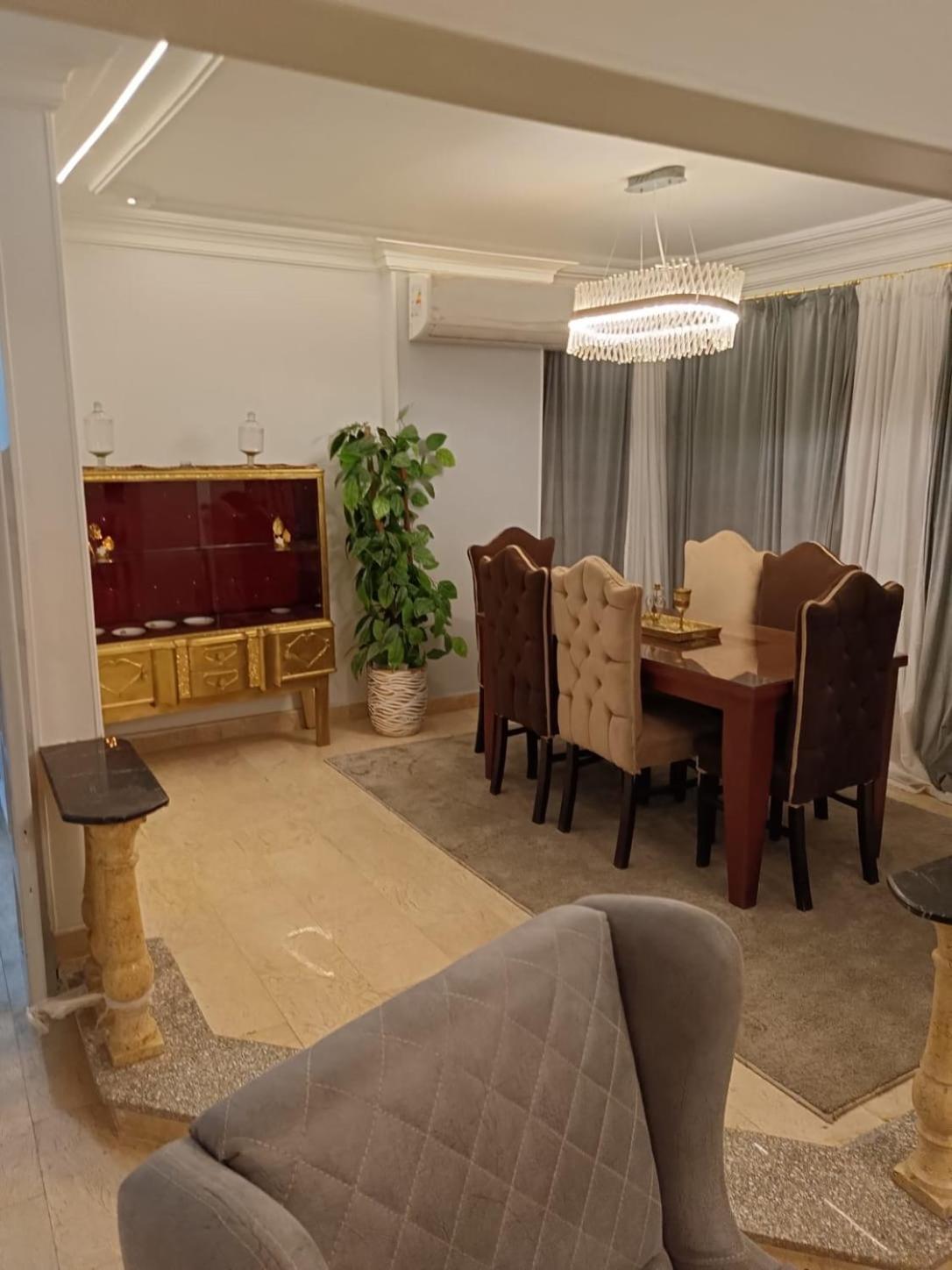Furnished apartment in Sheraton, Saqr Quraish buildings