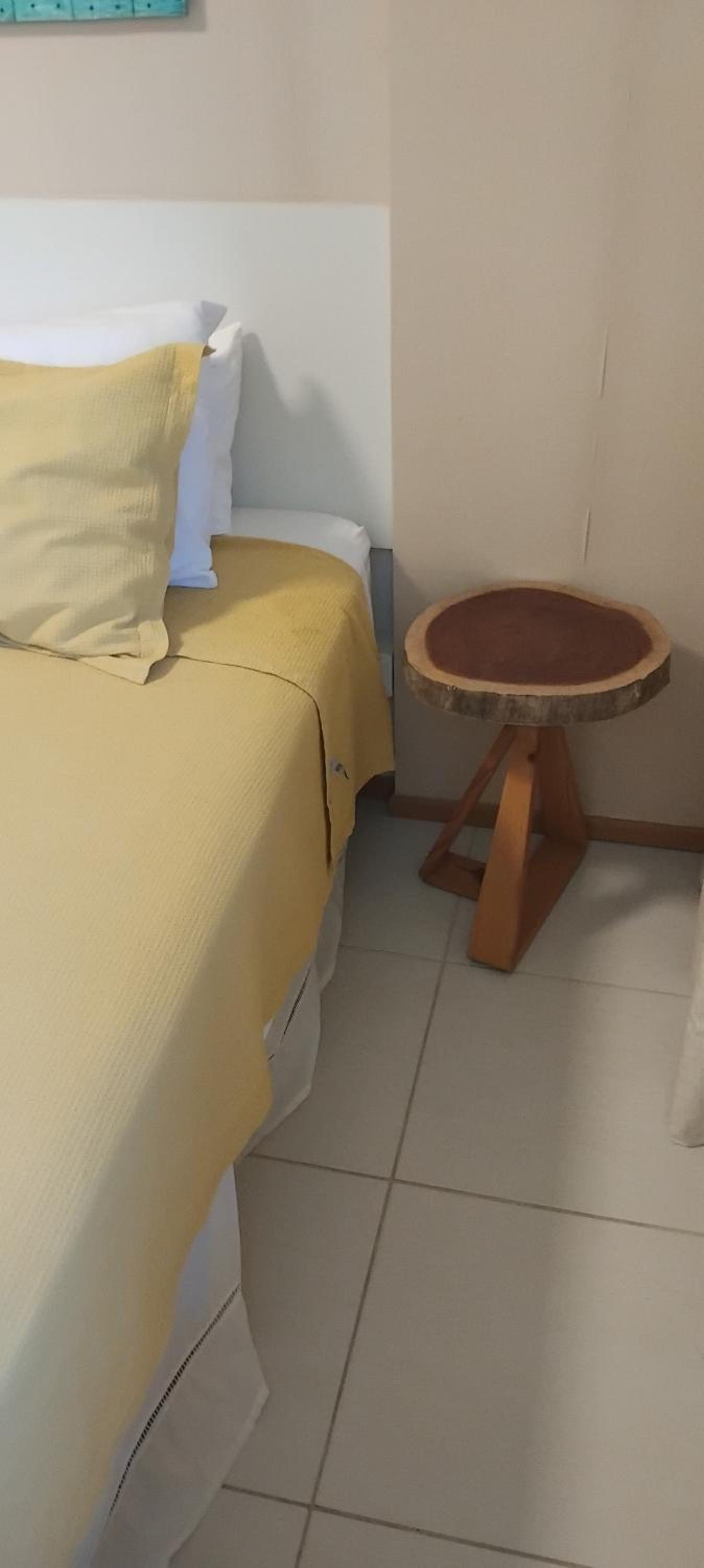 NUI Supreme APT 2QTS MURO ALTO