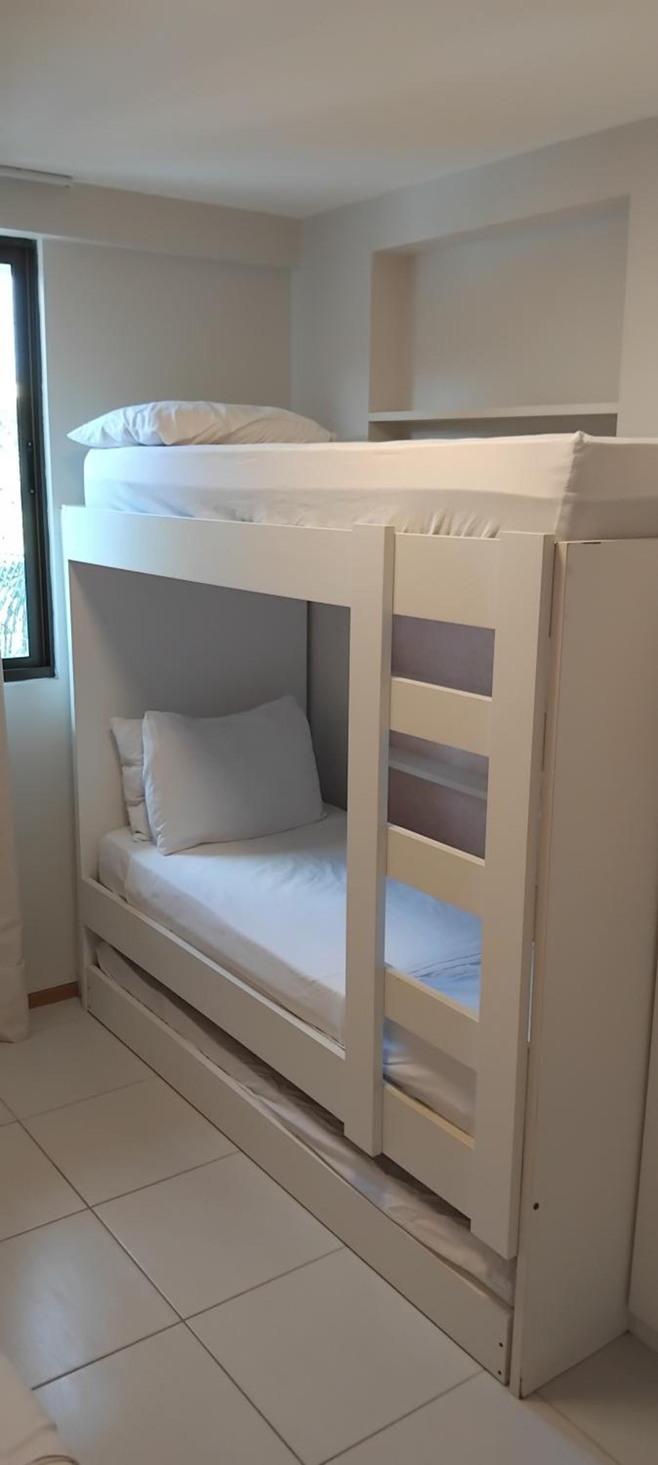 NUI Supreme APT 2QTS MURO ALTO