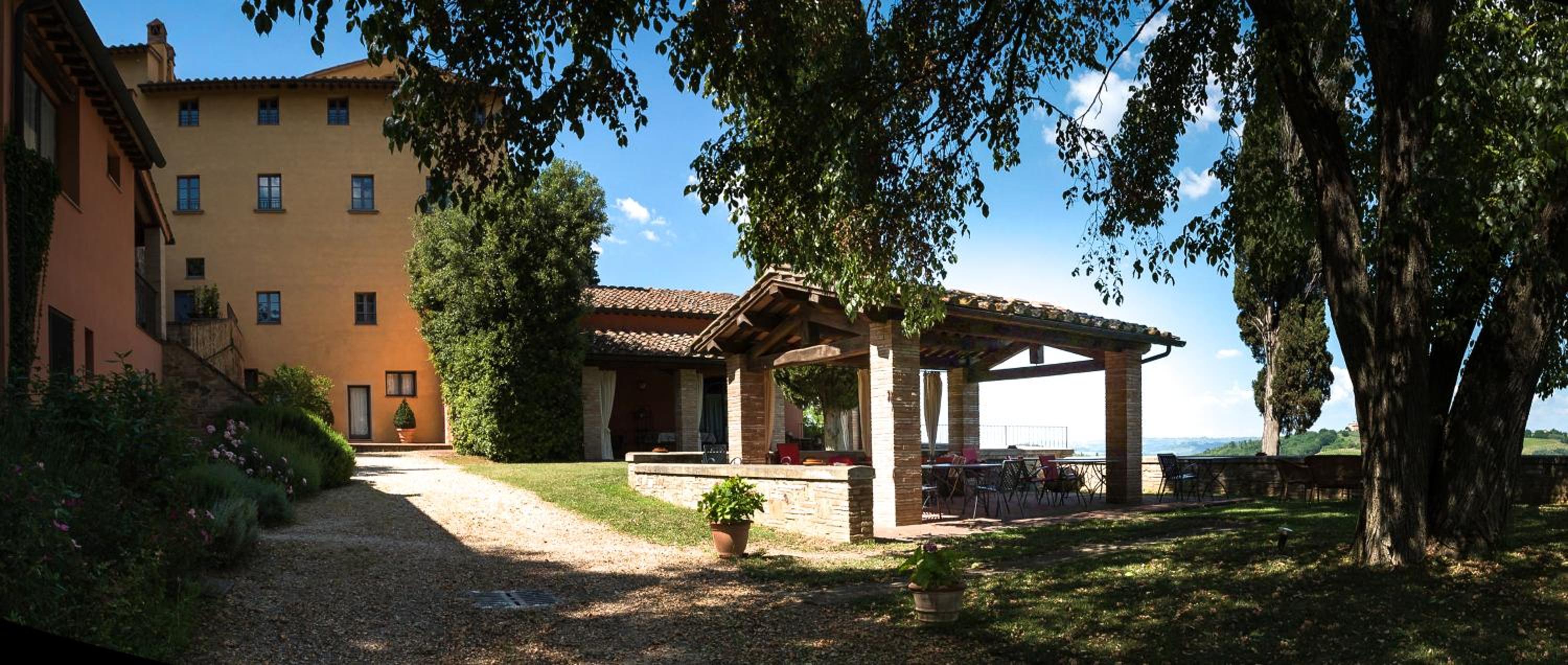 Il Borghetto Tuscan Holidays